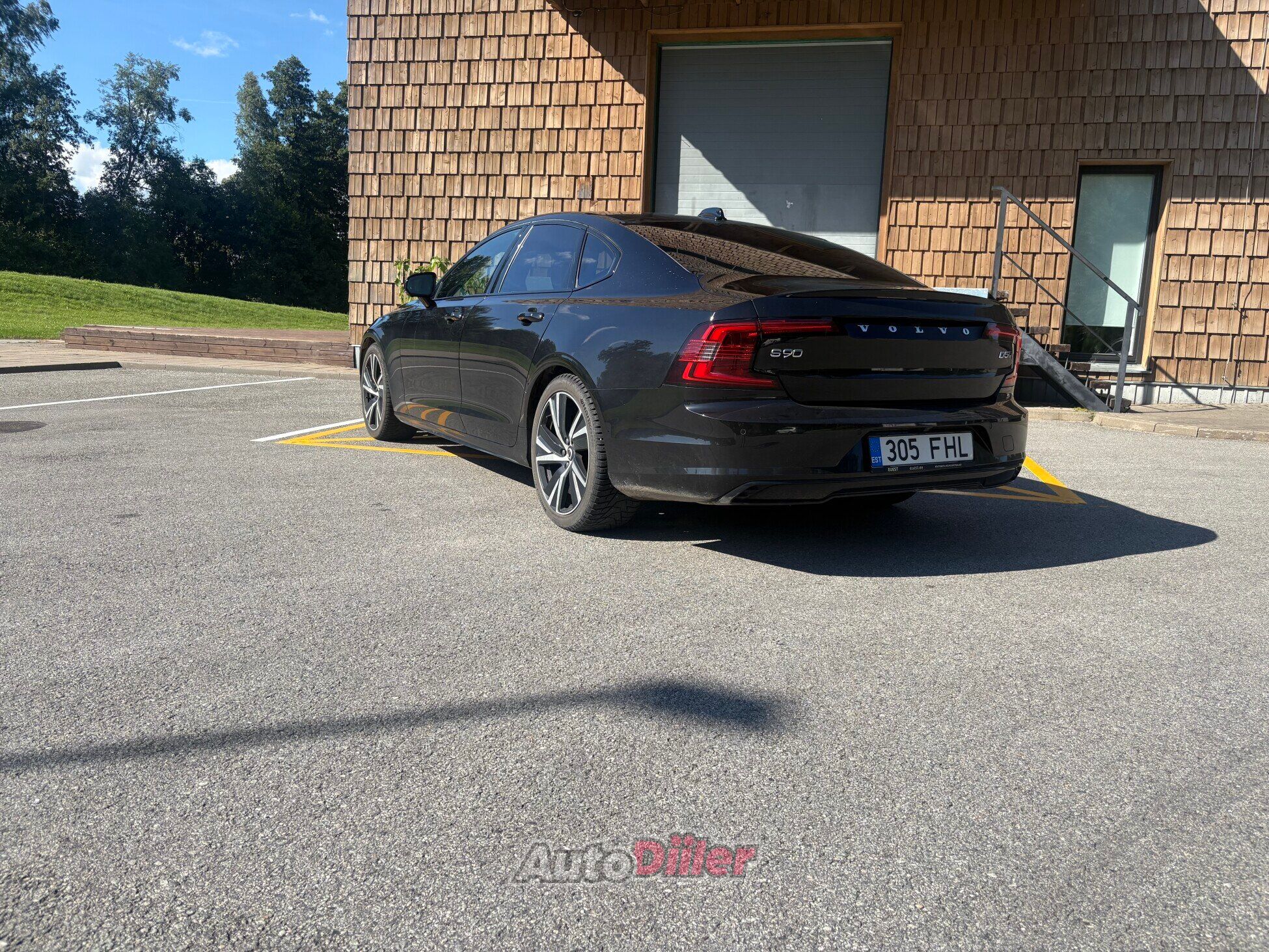Volvo S90 R-line 2.0 173kW 2020, photo 2/9