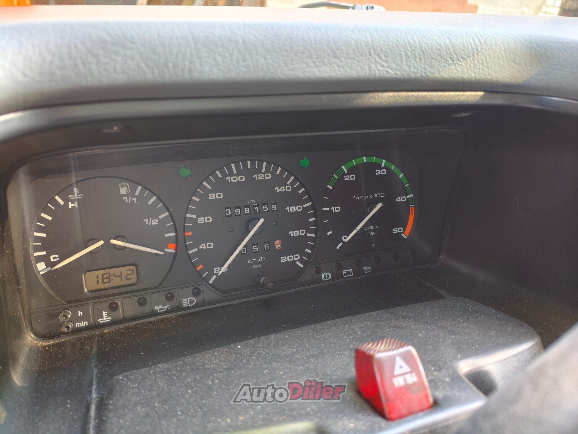 Volkswagen Multivan 2.4 57kW 1994, kuva 3/10