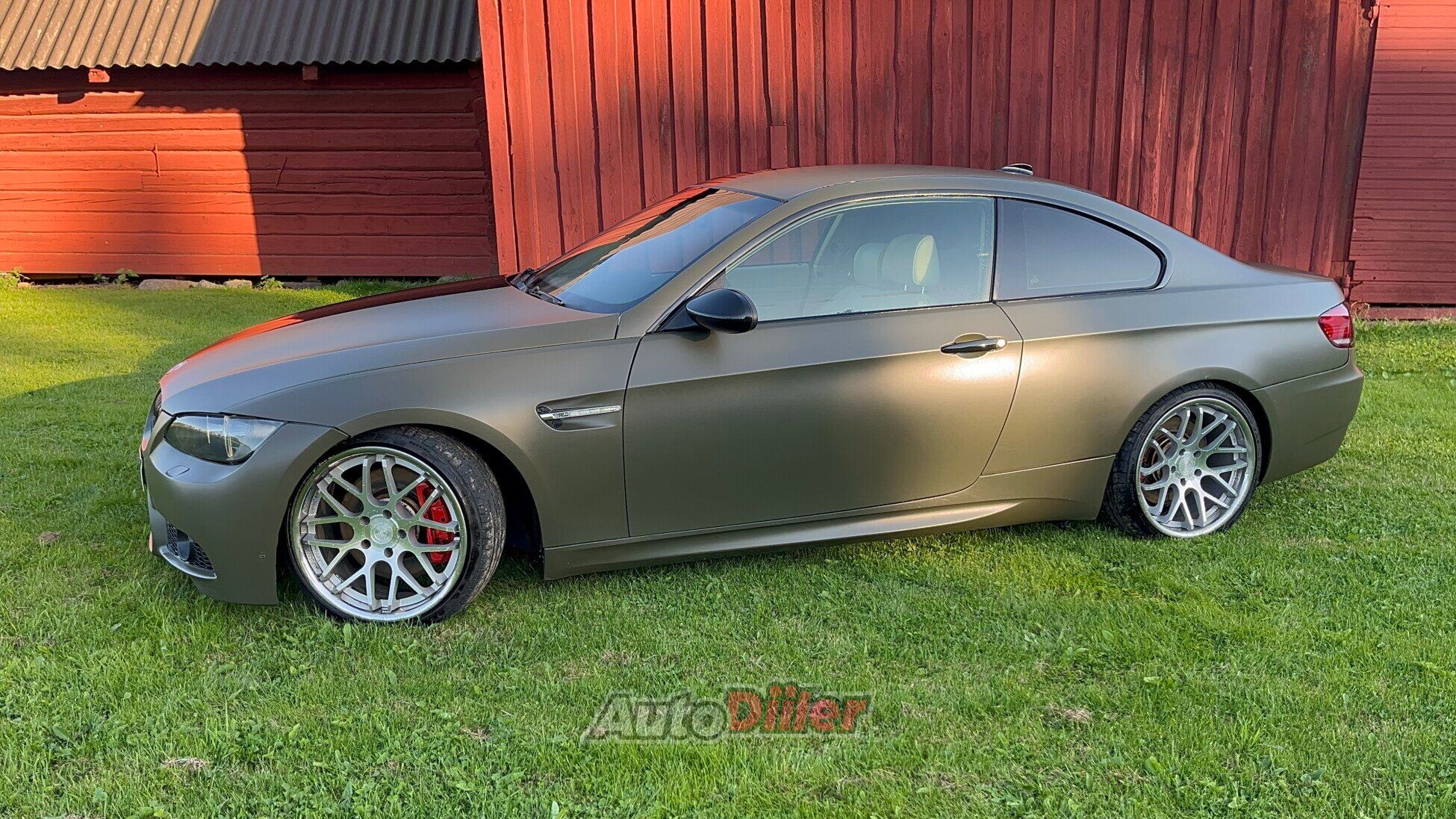 BMW 335 3.0 225kW 2006, kuva 2/8