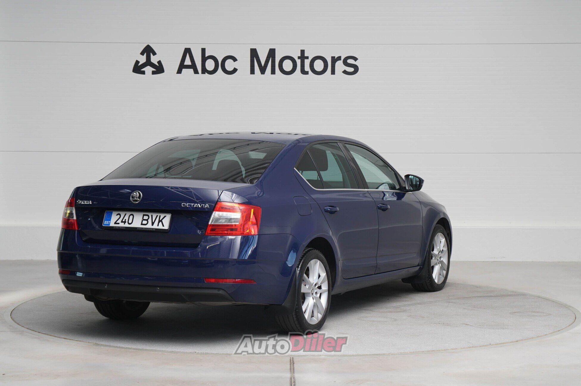 Skoda Octavia 2017, kuva 4/10