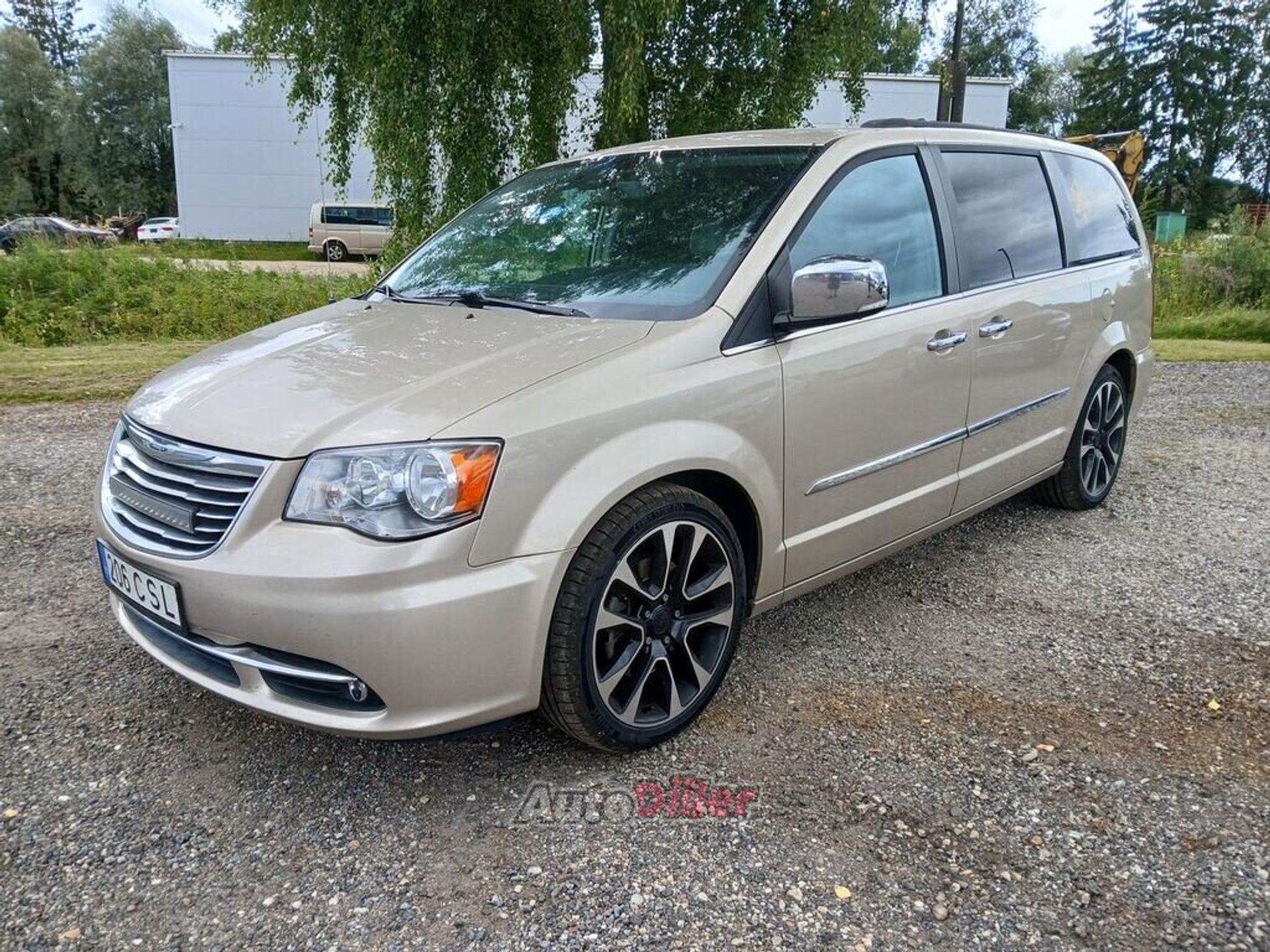 Chrysler Town &amp; Country