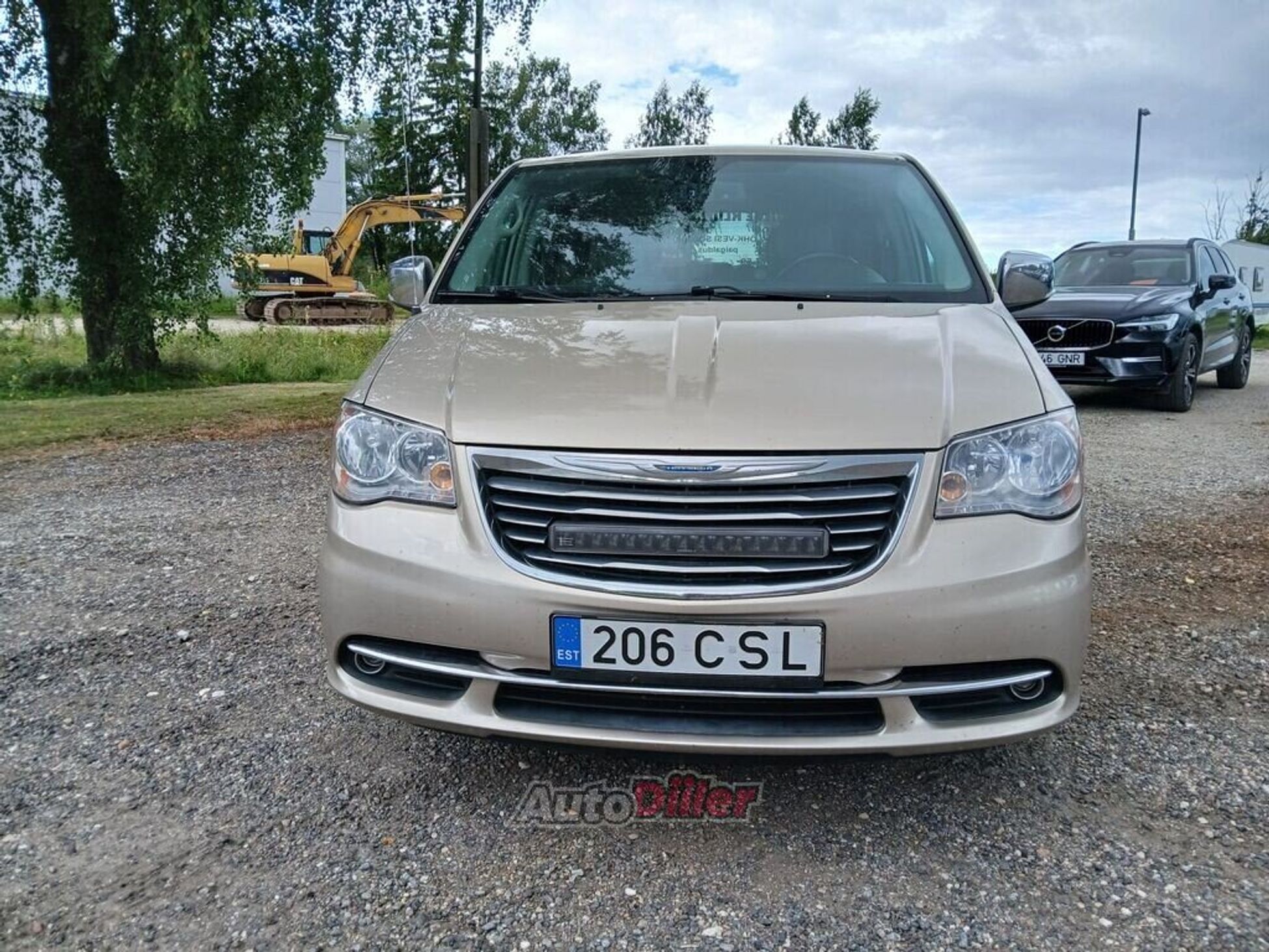 Chrysler Town &amp; Country 2013, photo 2/10