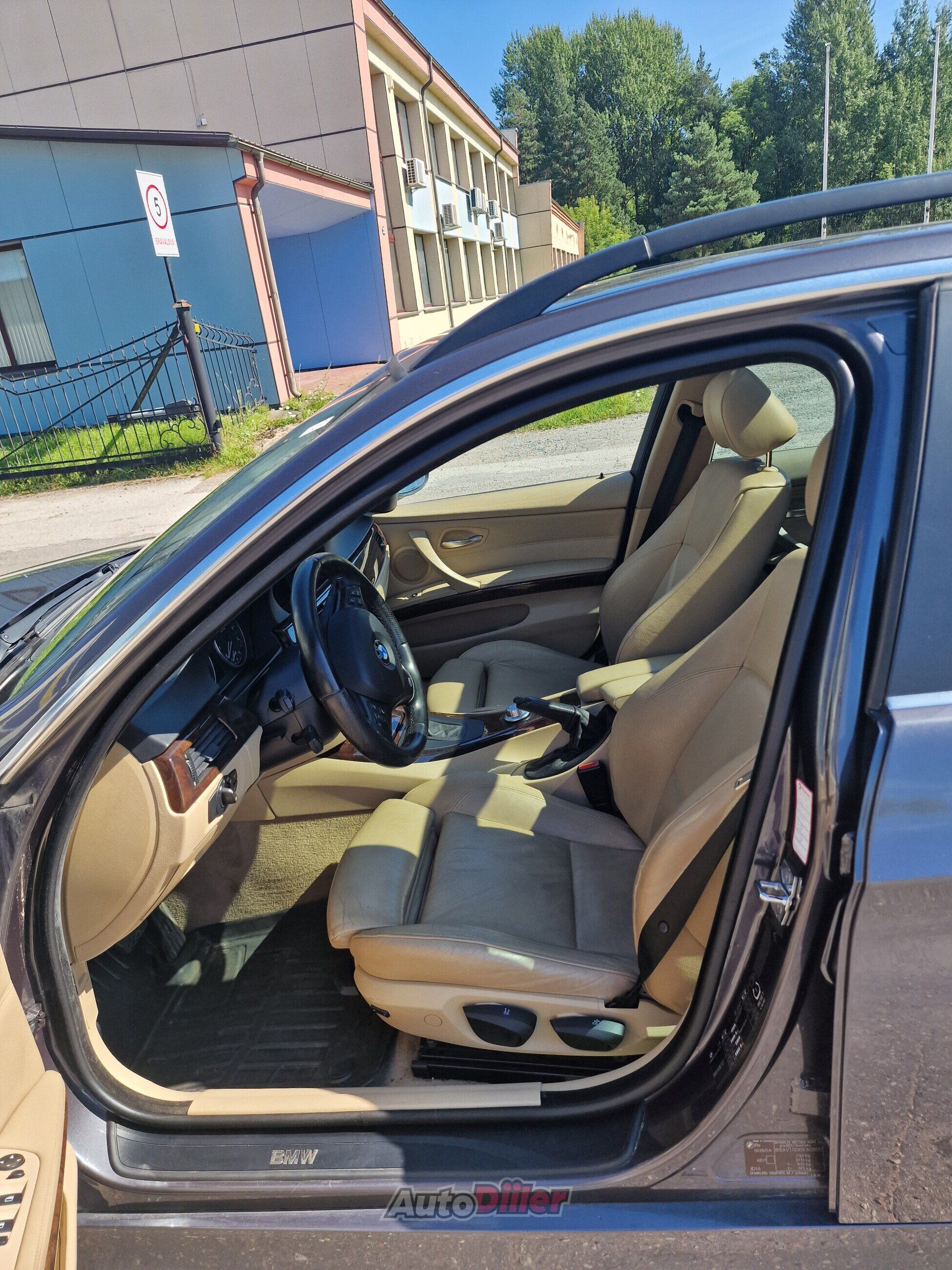 BMW 325 2.5 160kW 2006, kuva 5/6