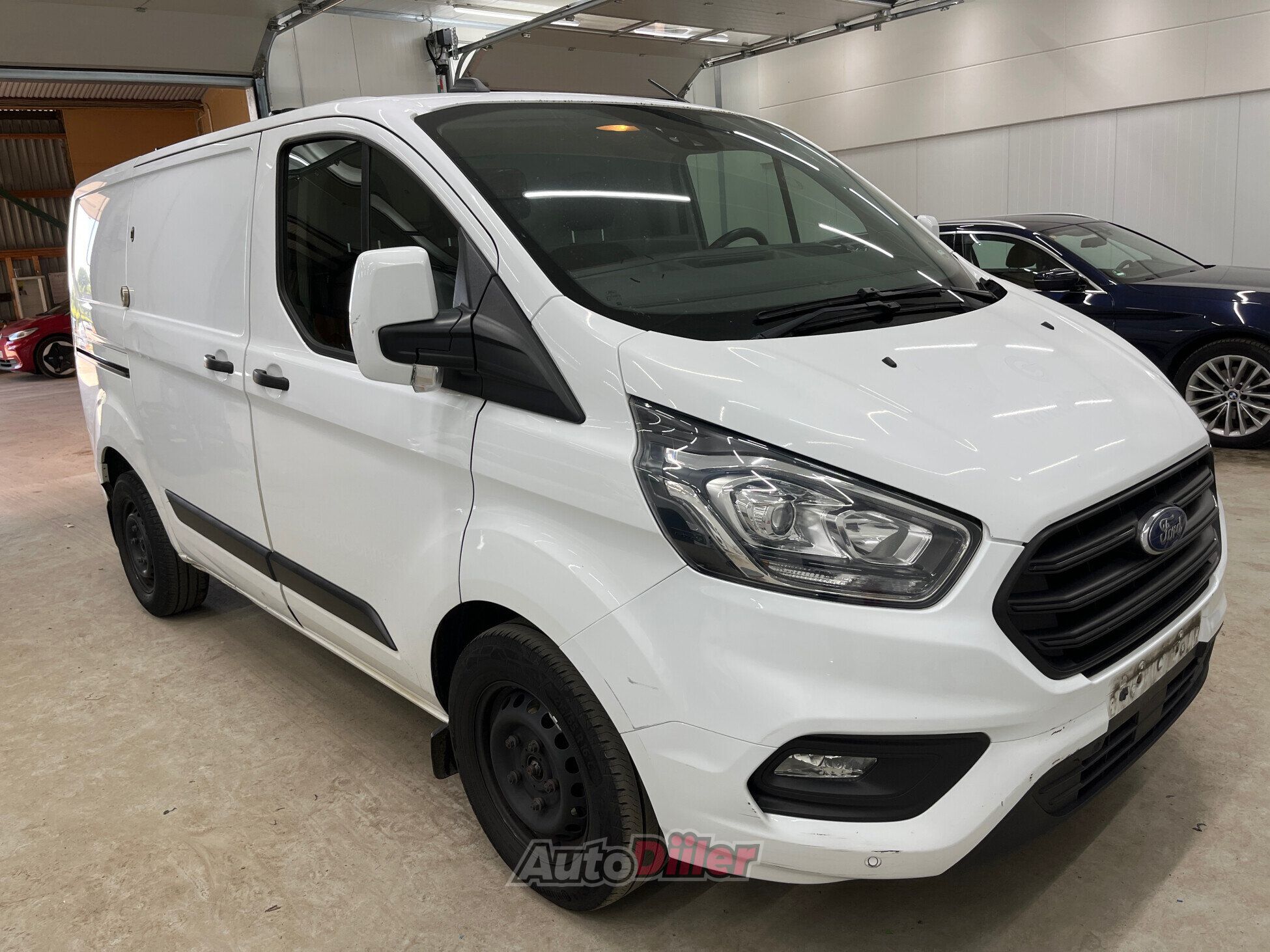 Ford Transit Custom 340 2.0 136kW 2020, kuva 2/10