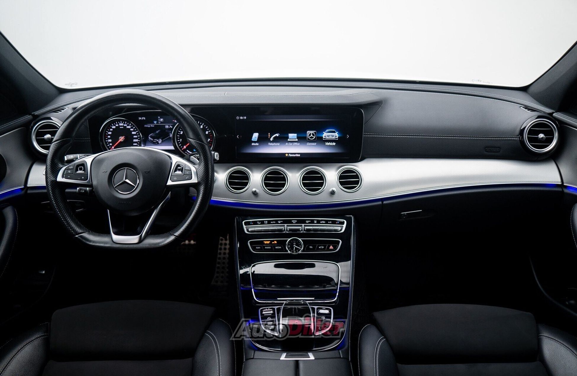 Mercedes-Benz 320kW 2017, kuva 2/10