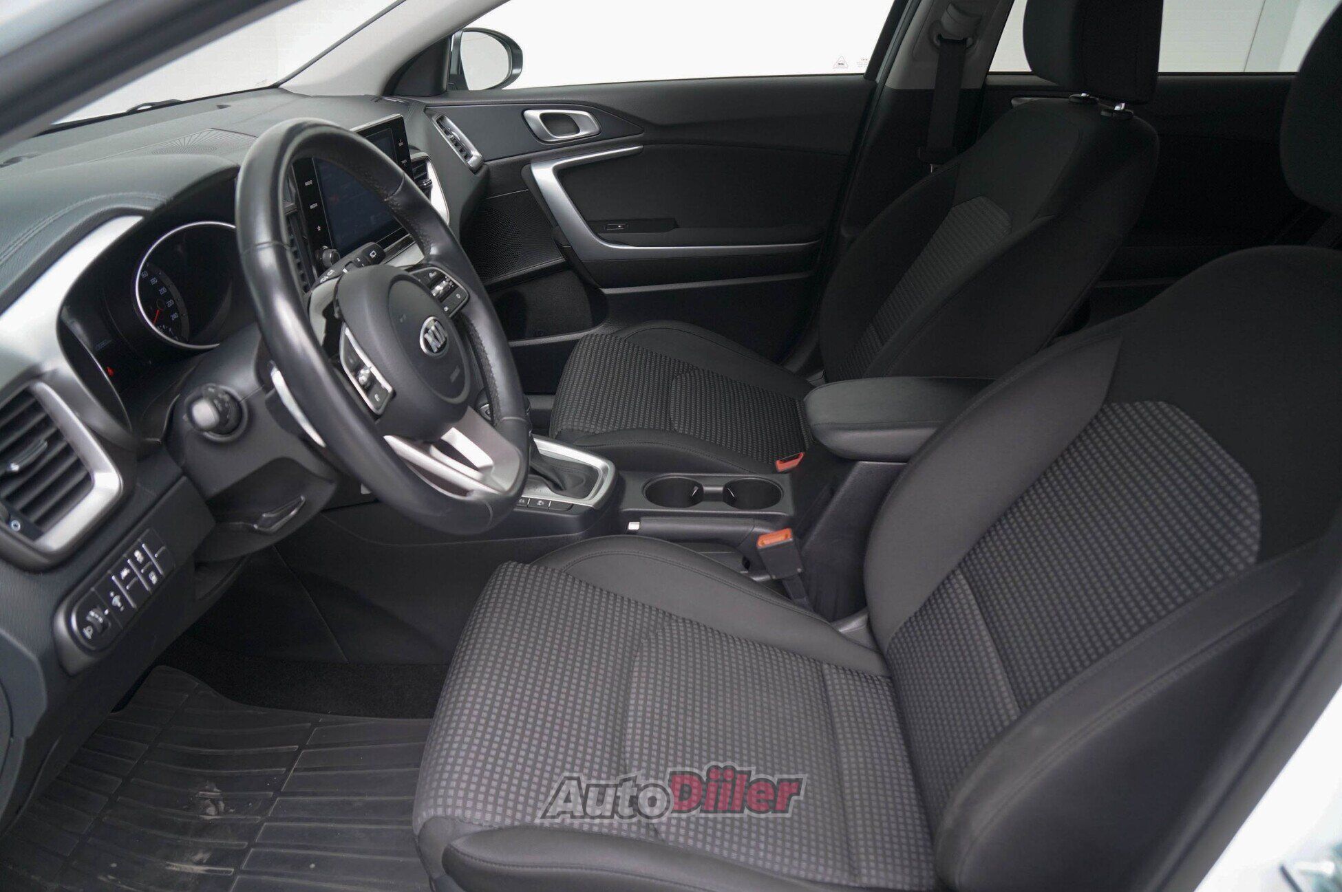 Kia Ceed 2021, kuva 7/10