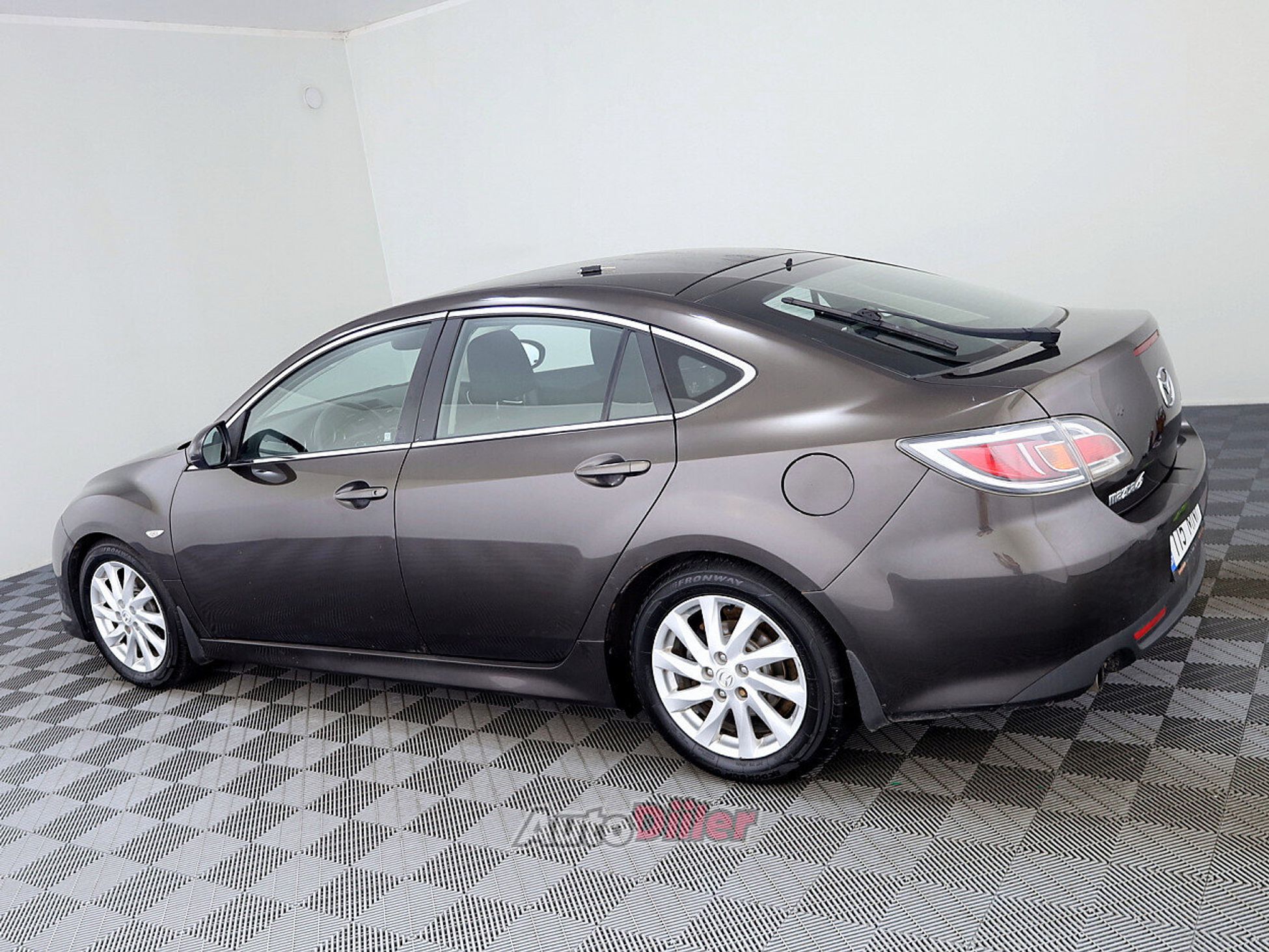Mazda 6 2.0 114kW 2010, photo 4/7
