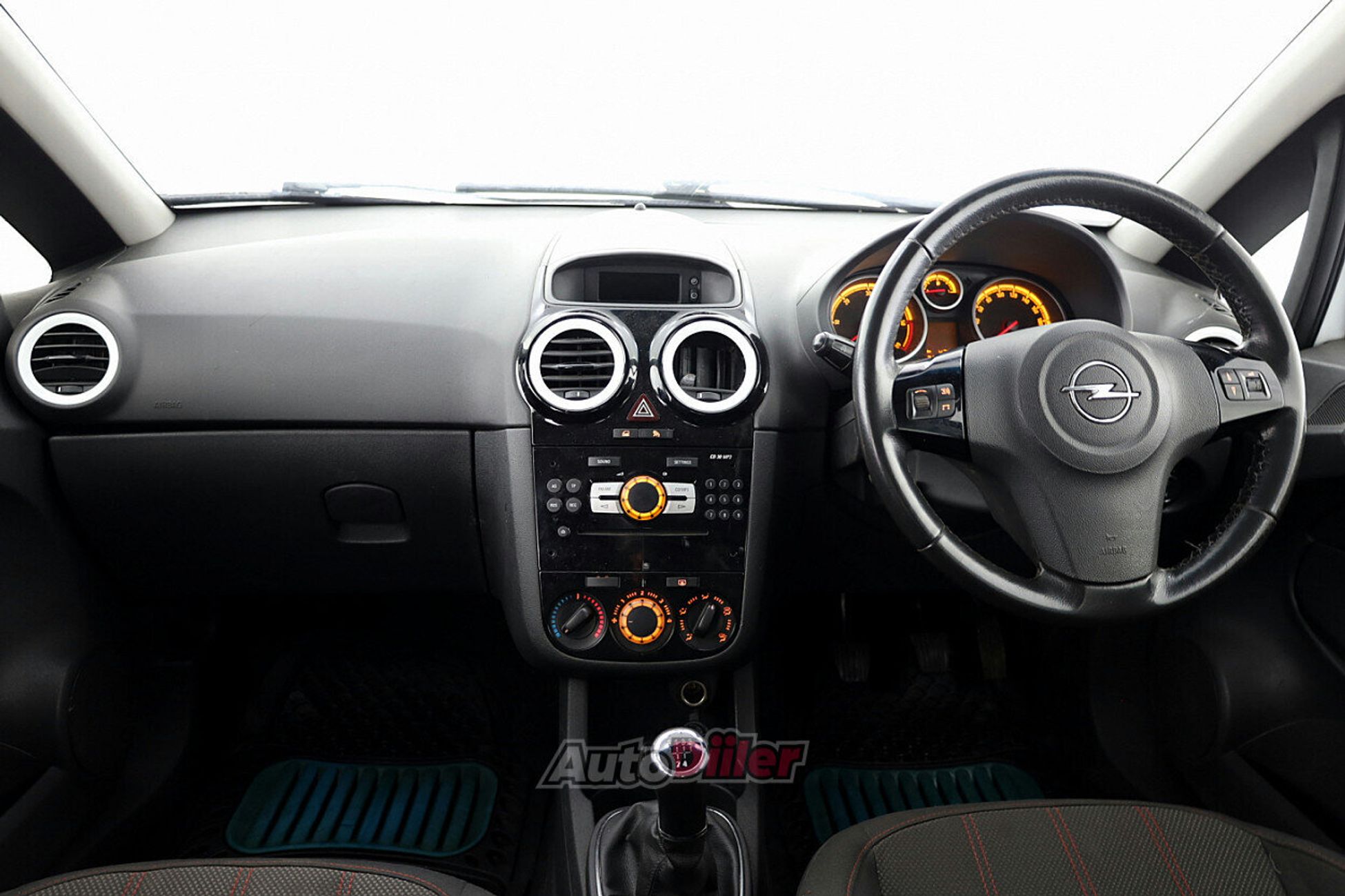 Opel Corsa 1.2 55kW 2012, kuva 5/7