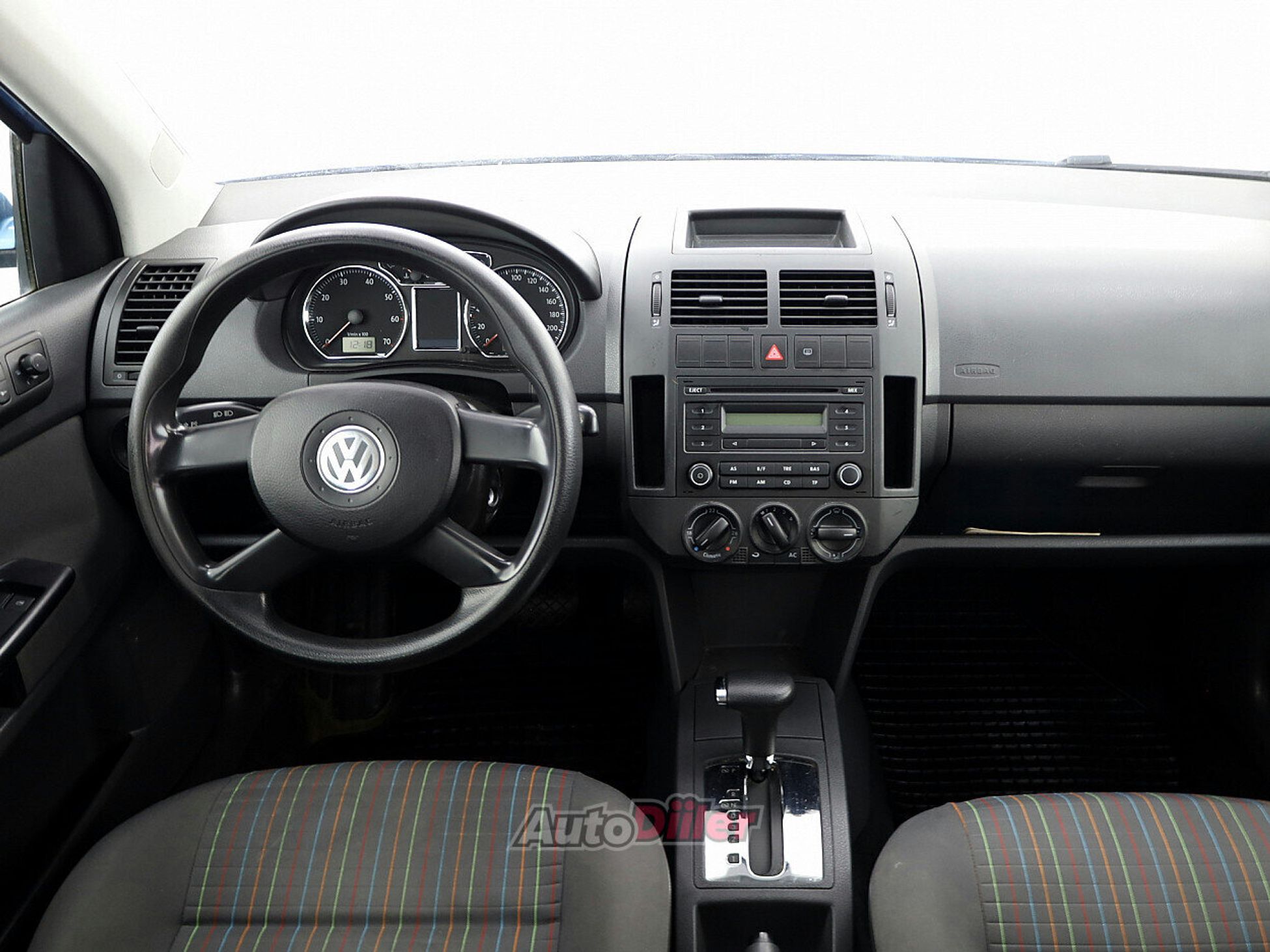Volkswagen Polo 1.4 55kW 2006, kuva 5/7