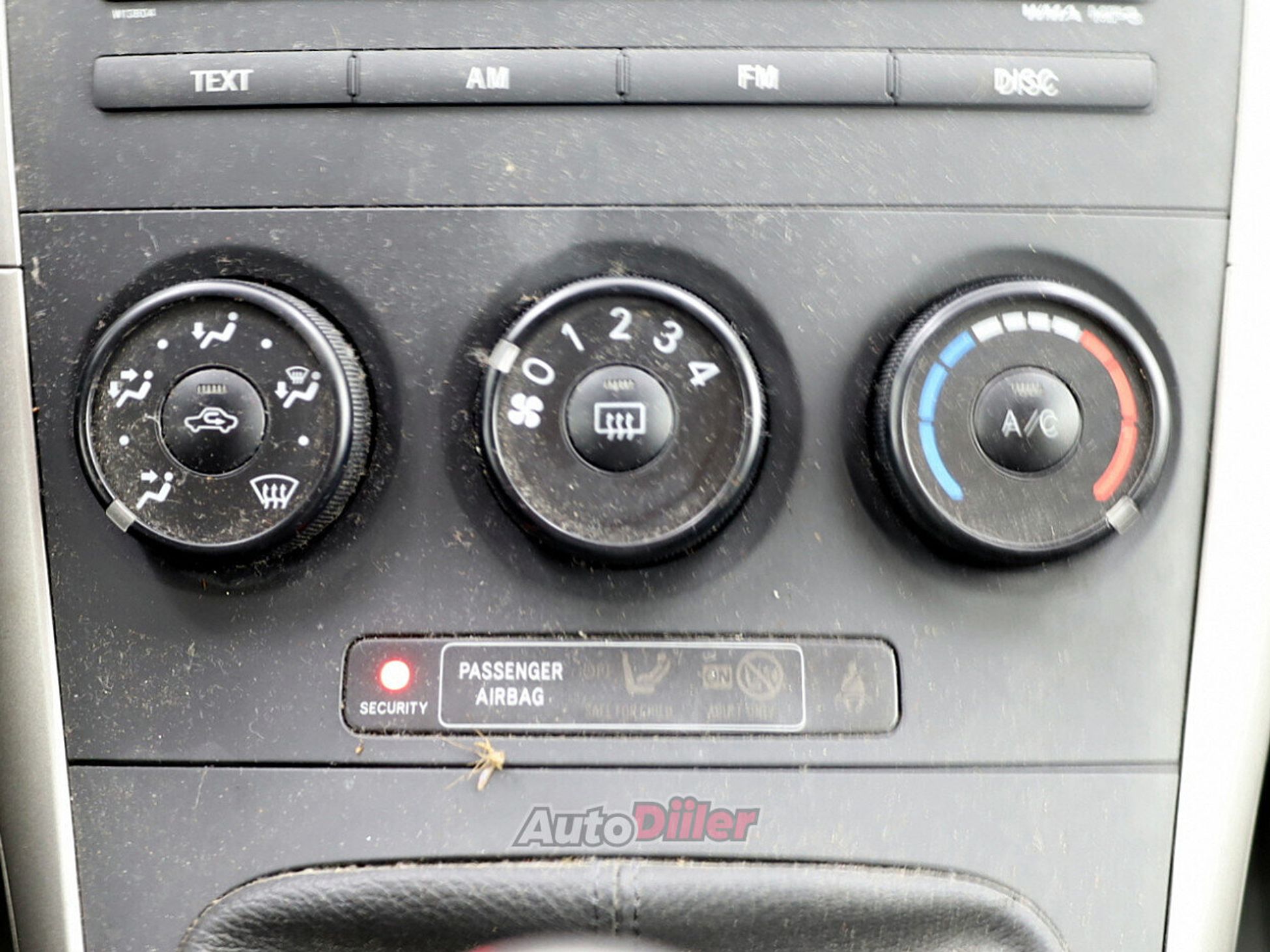 Toyota Auris 1.4 71kW 2008, kuva 8/8