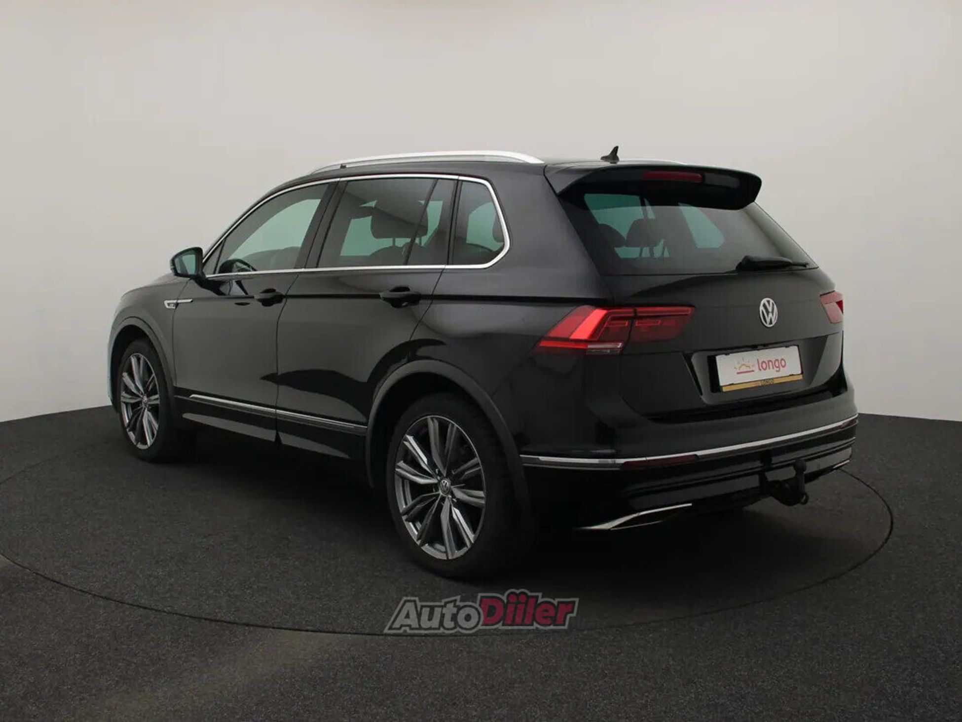 Volkswagen Tiguan R-Line 2.0 162kW 2017, kuva 7/10