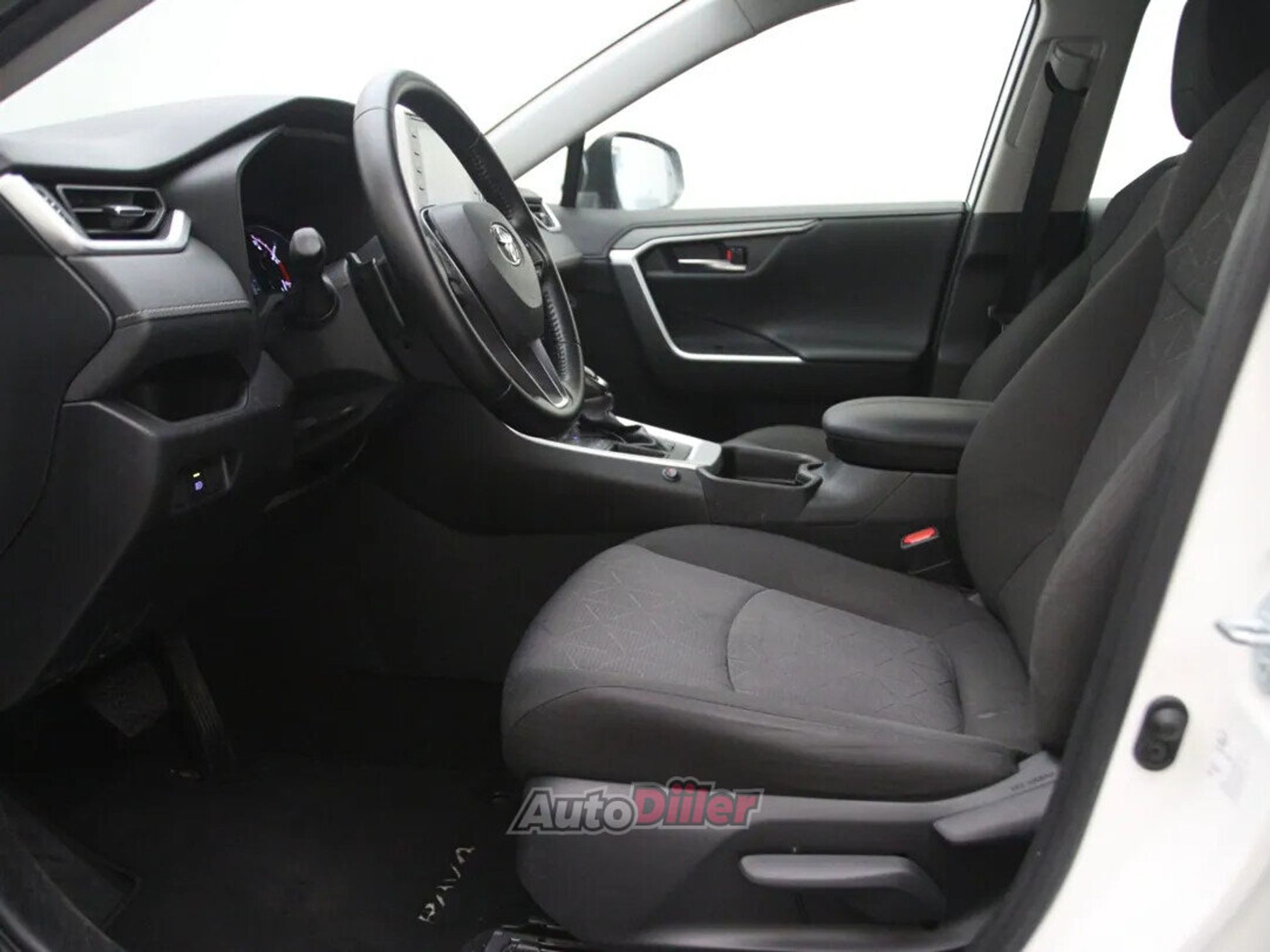 Toyota RAV4 Business 2.0 129kW 2022, kuva 4/10