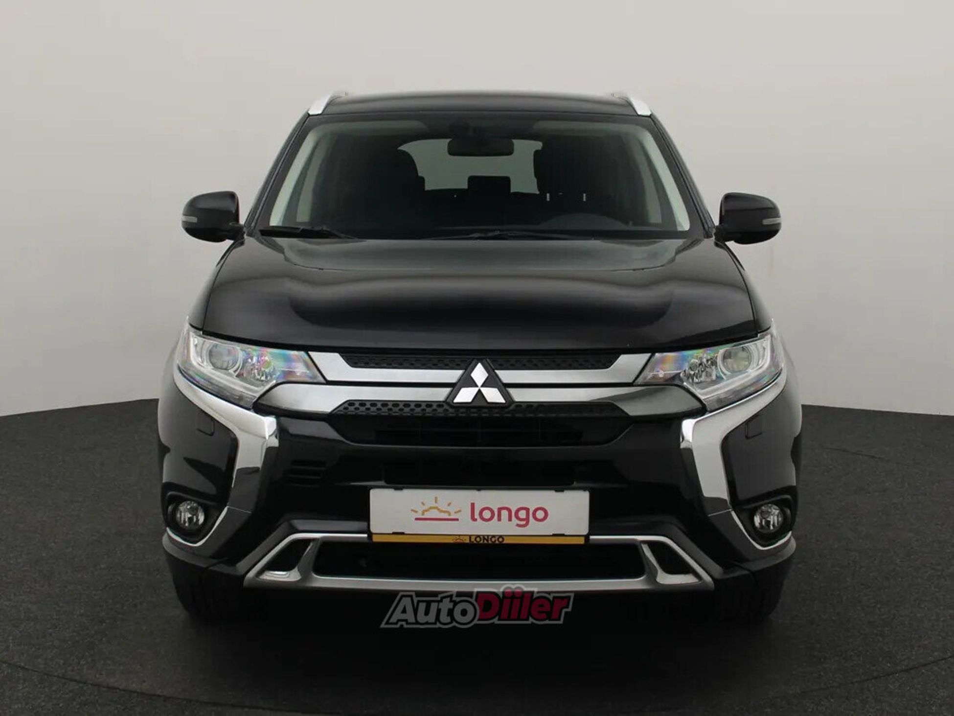 Mitsubishi Outlander Pure 2.4 165kW 2021, kuva 3/10