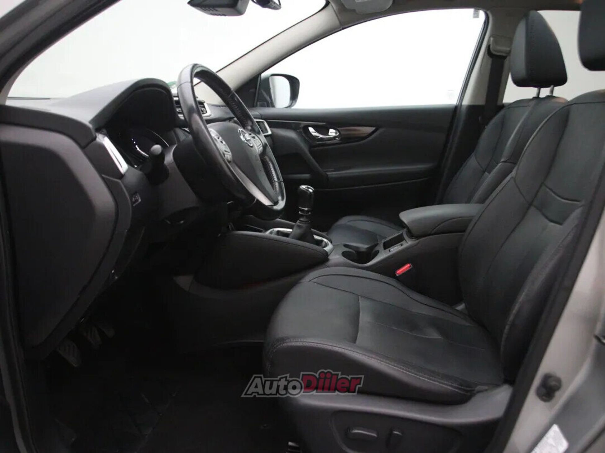 Nissan Qashqai Tekna 1.6 120kW 2015, photo 4/10