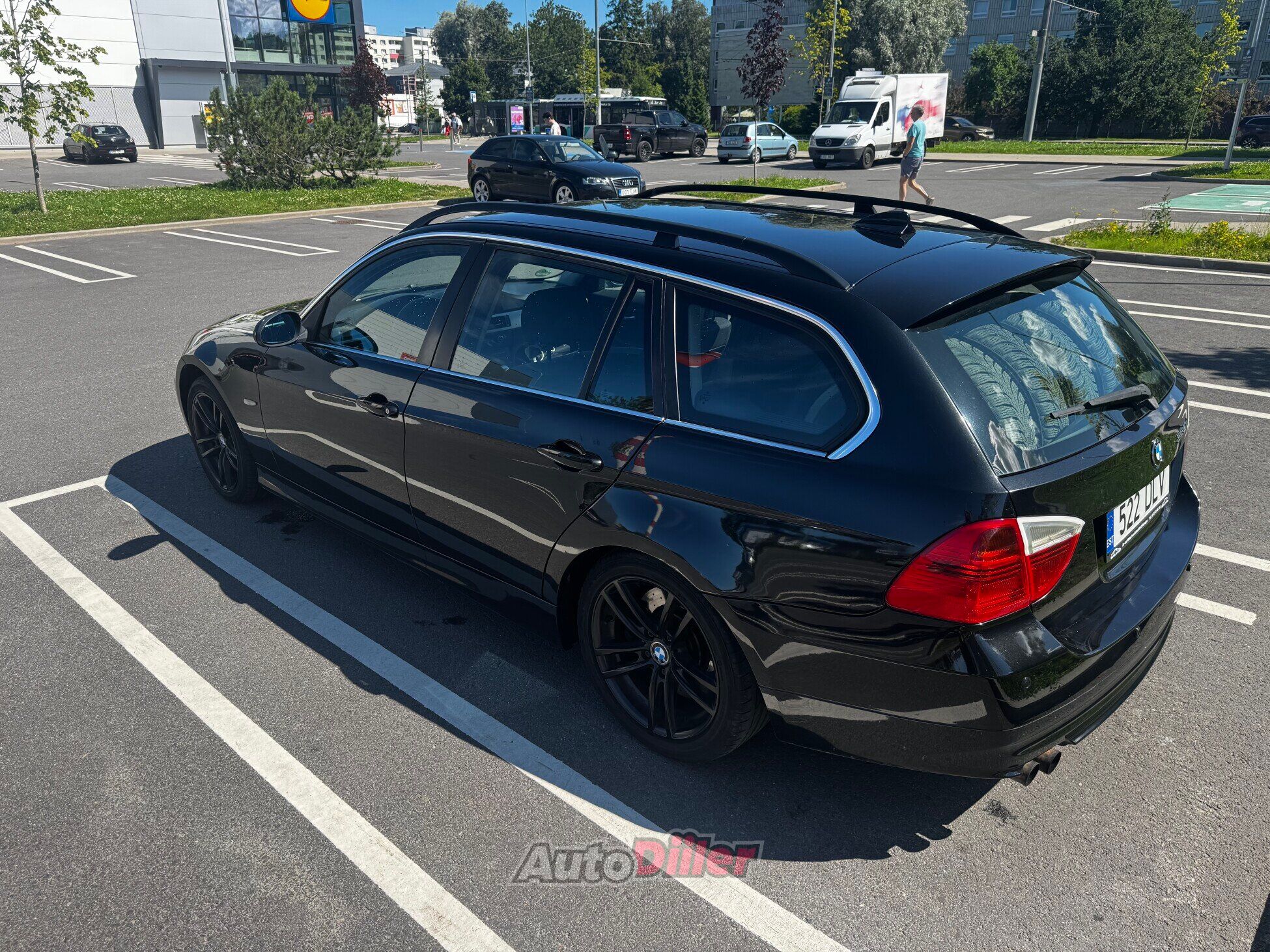 BMW 325 3.0 145kW 2007, kuva 4/8