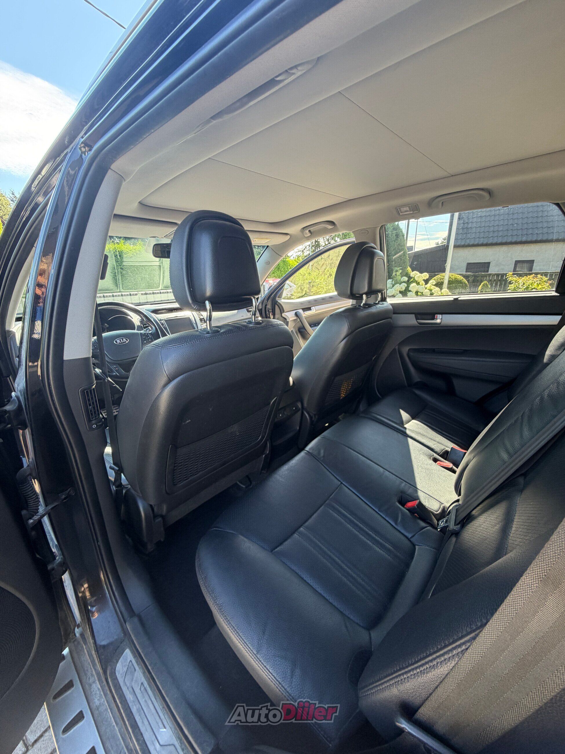 Kia Sorento 2.2 145kW 2013, kuva 7/10