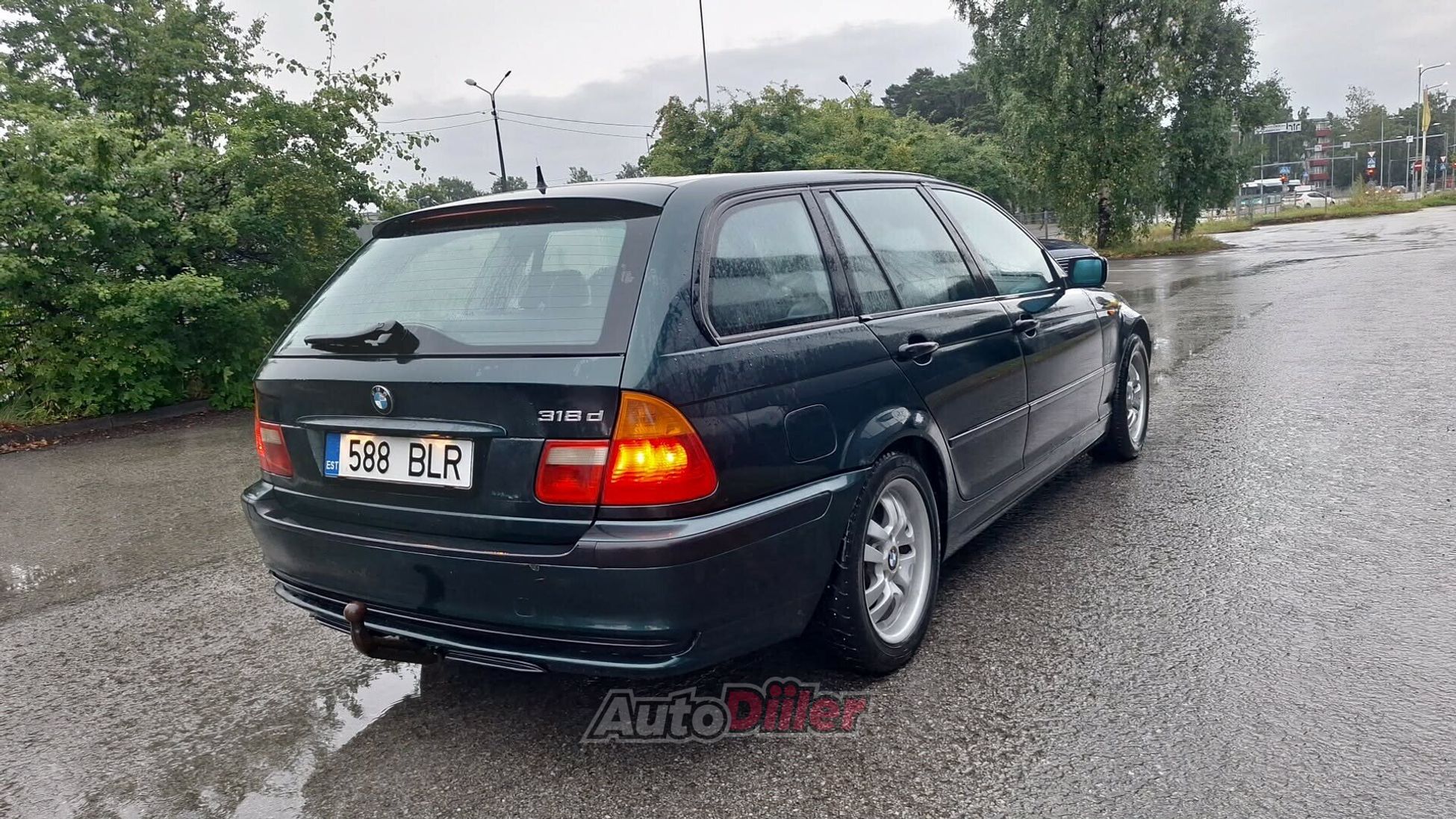 BMW 318 Facelift 2.0 85kW 2003, kuva 4/10