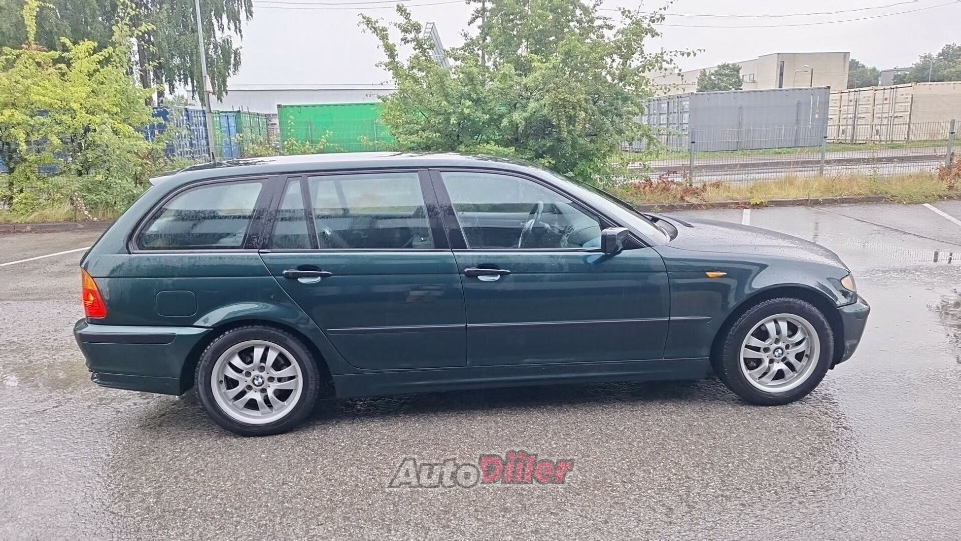 BMW 318 Facelift 2.0 85kW 2003, kuva 6/10
