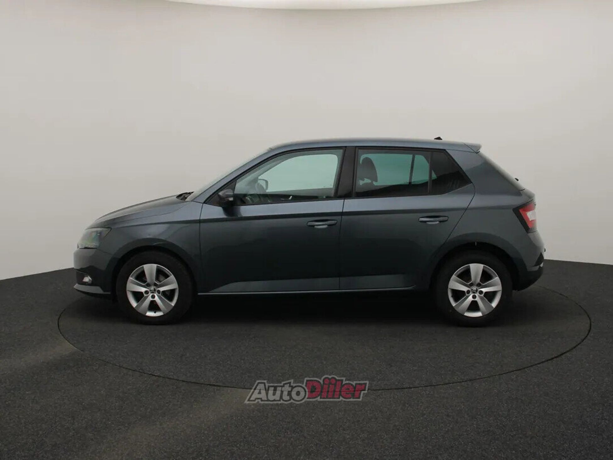 Skoda Fabia Ambition Business 1.2 66kW 2017, kuva 6/10