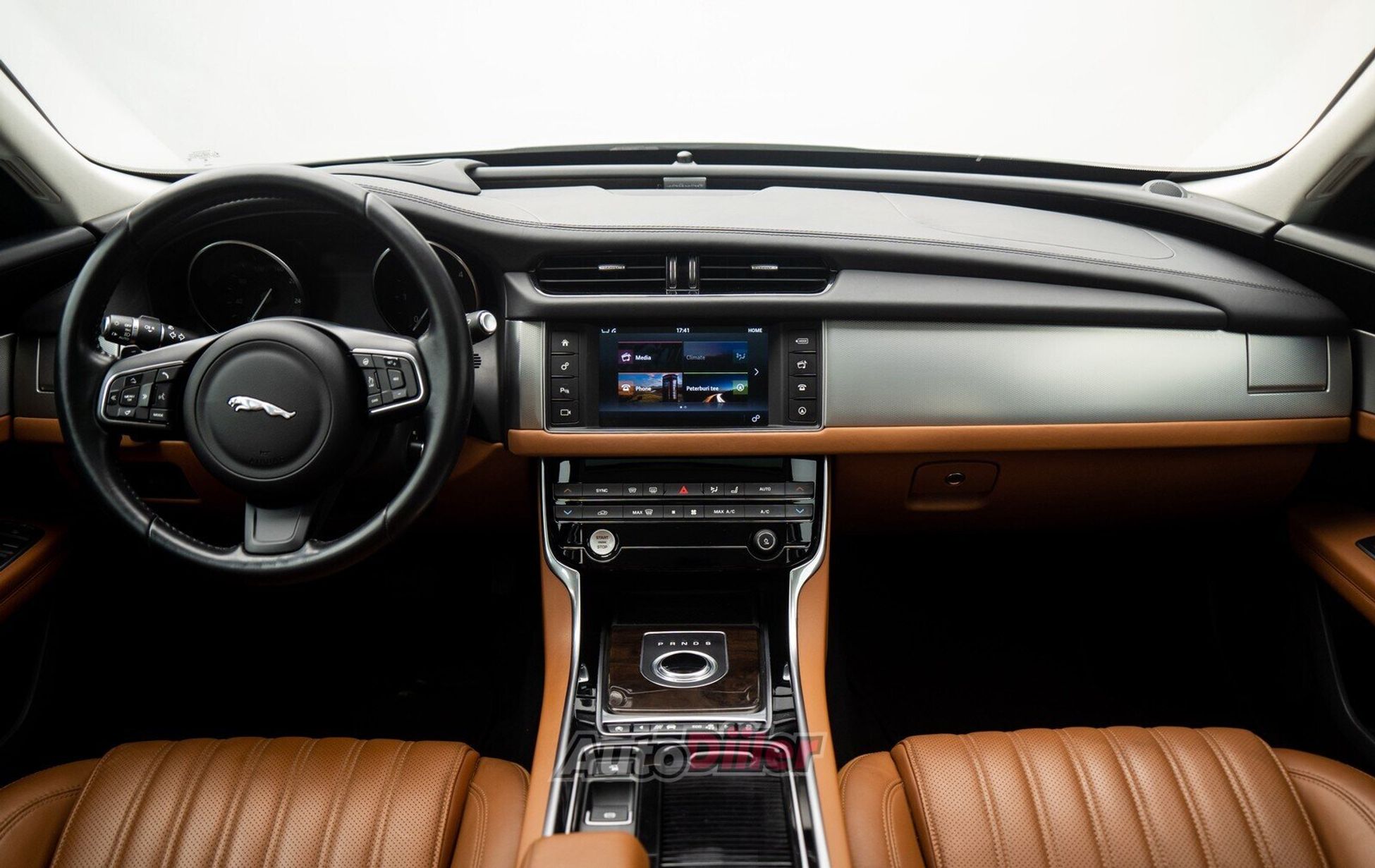 Jaguar XF 180kW 2015, kuva 2/10