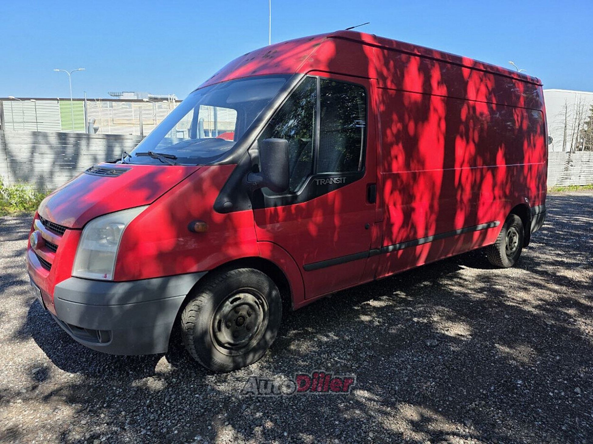 Ford Transit 2.2 85kW 2011, kuva 2/7