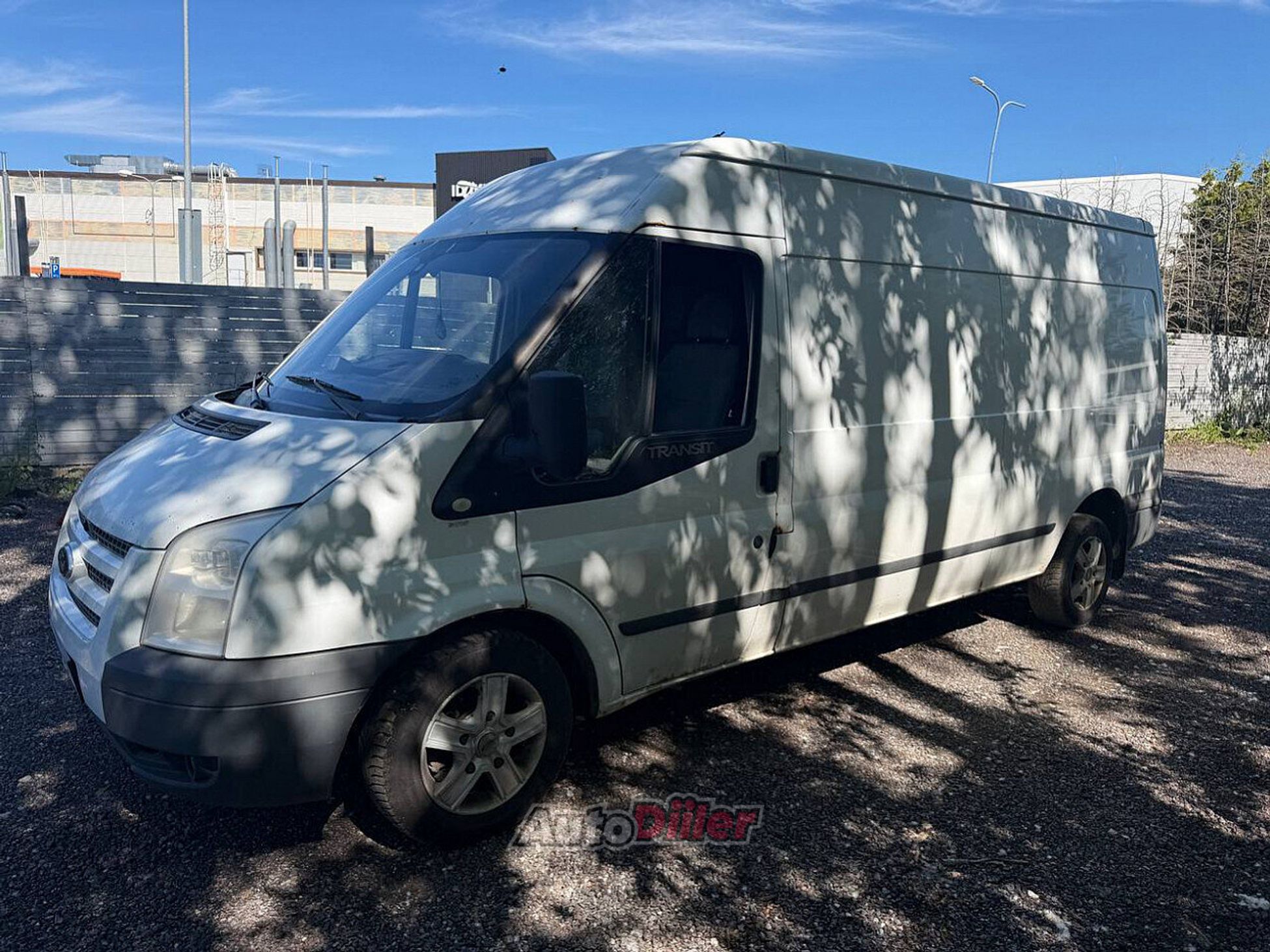 Ford Transit 2.2 103kW 2014, kuva 2/6