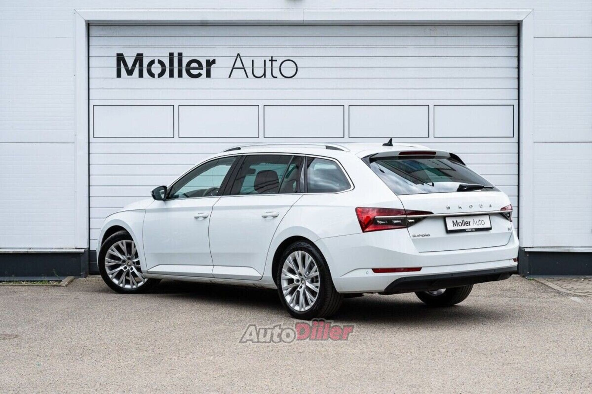 Skoda Superb 1.4 160kW 2022, photo 3/10