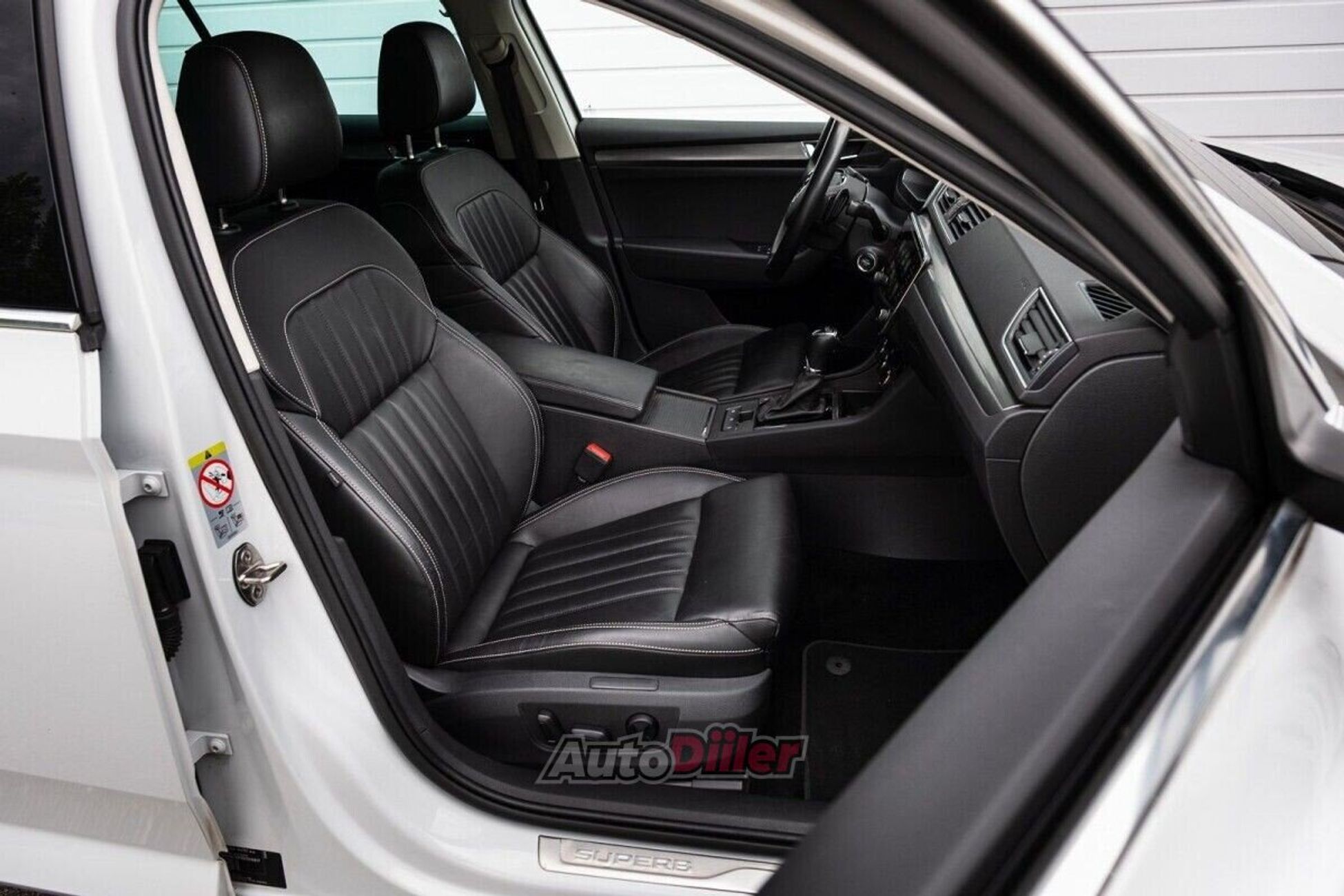 Skoda Superb 1.4 160kW 2022, photo 7/10