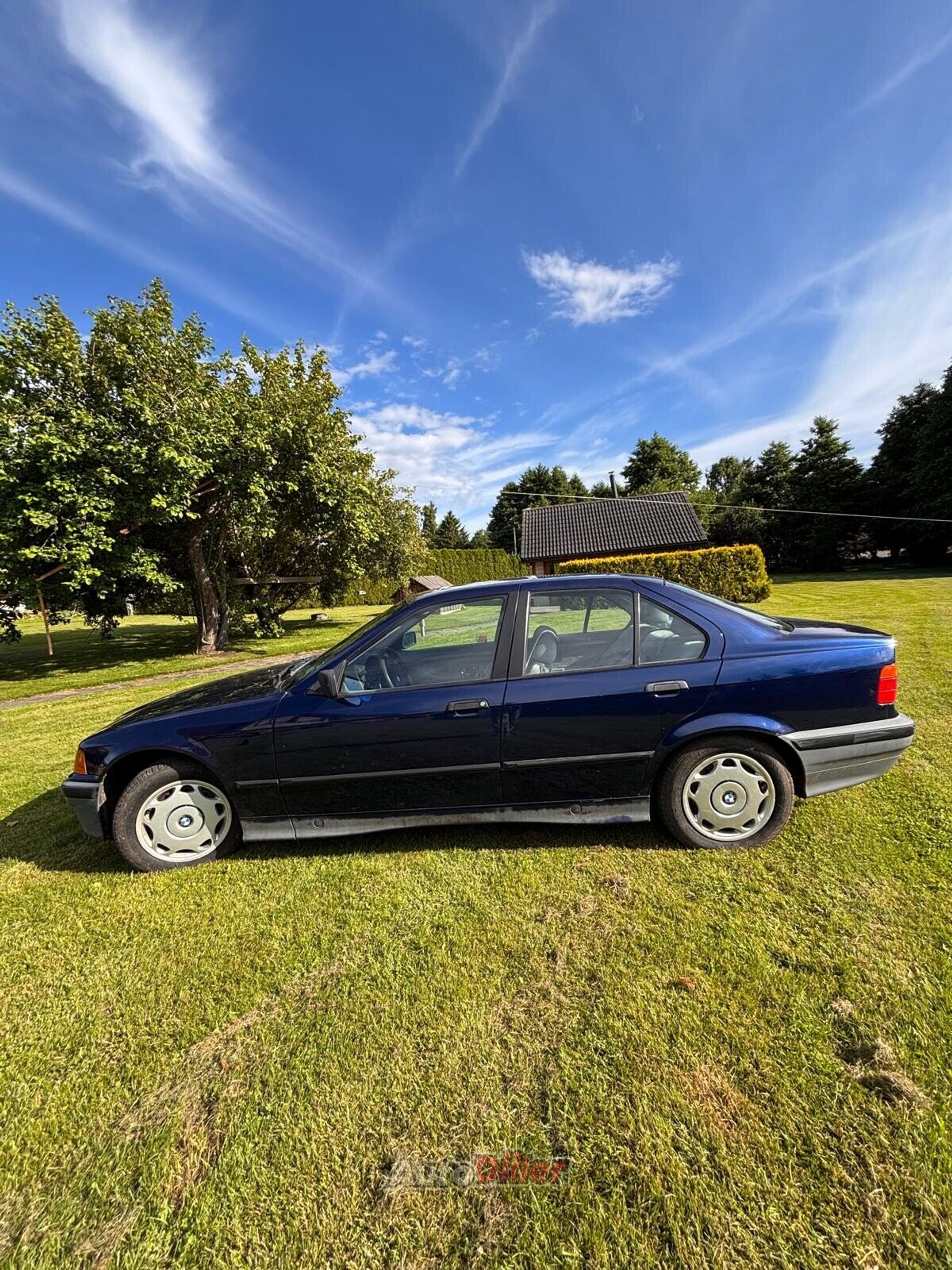 BMW 318 E36 1.8 83kW 1992, photo 3/10