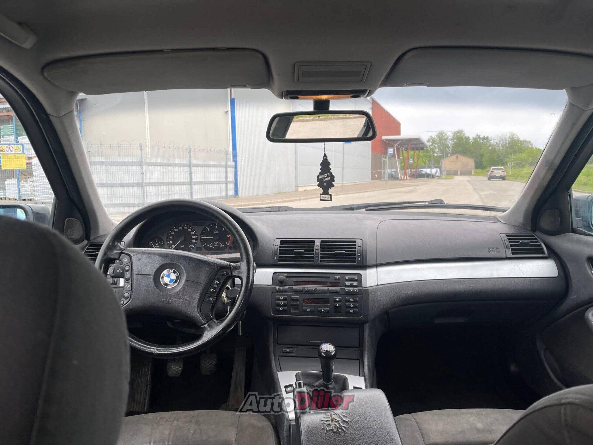 BMW 320 2.0 110kW 2004, photo 7/10