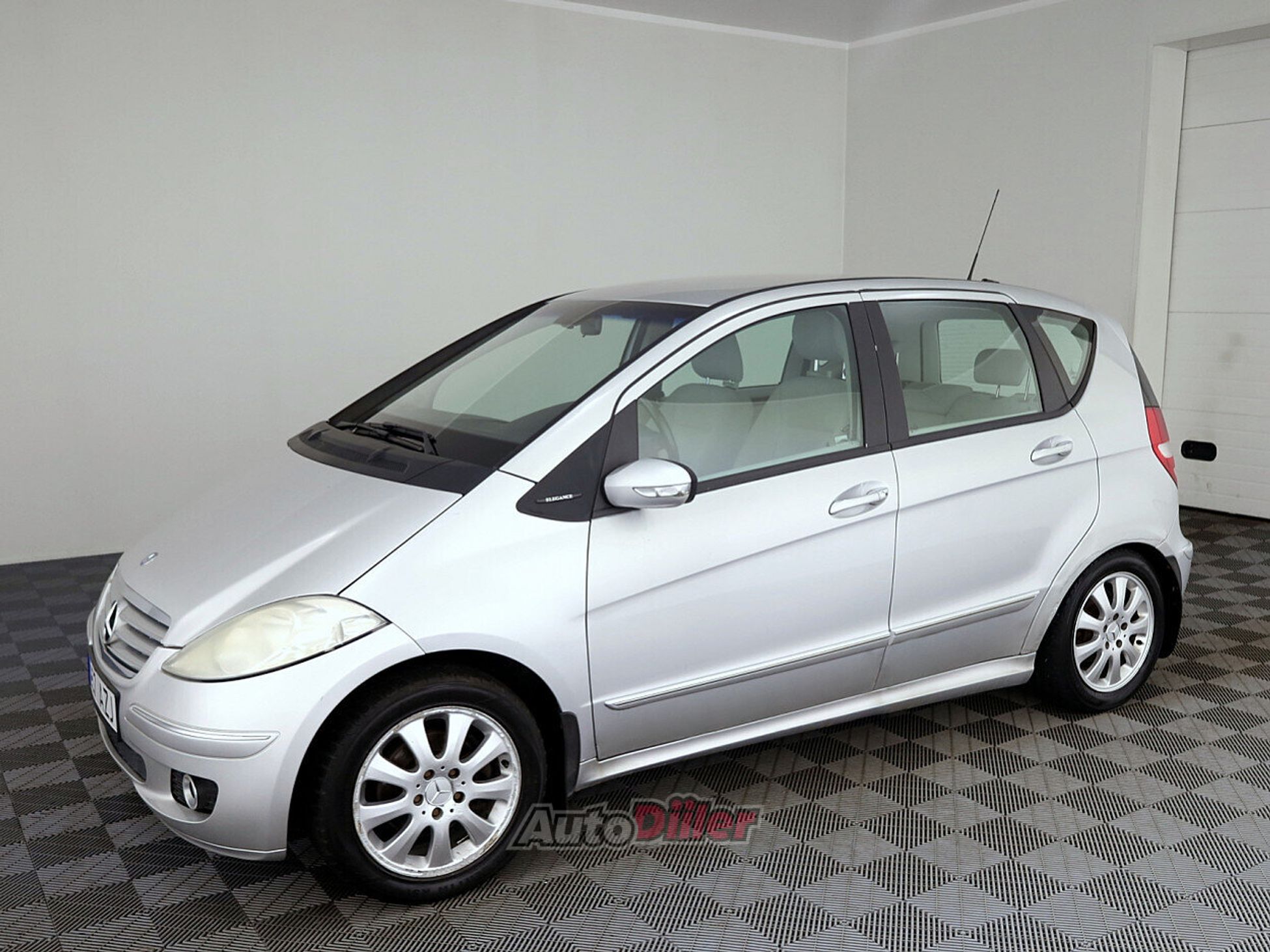 Mercedes-Benz A 170 1.7 85kW 2004, kuva 2/8