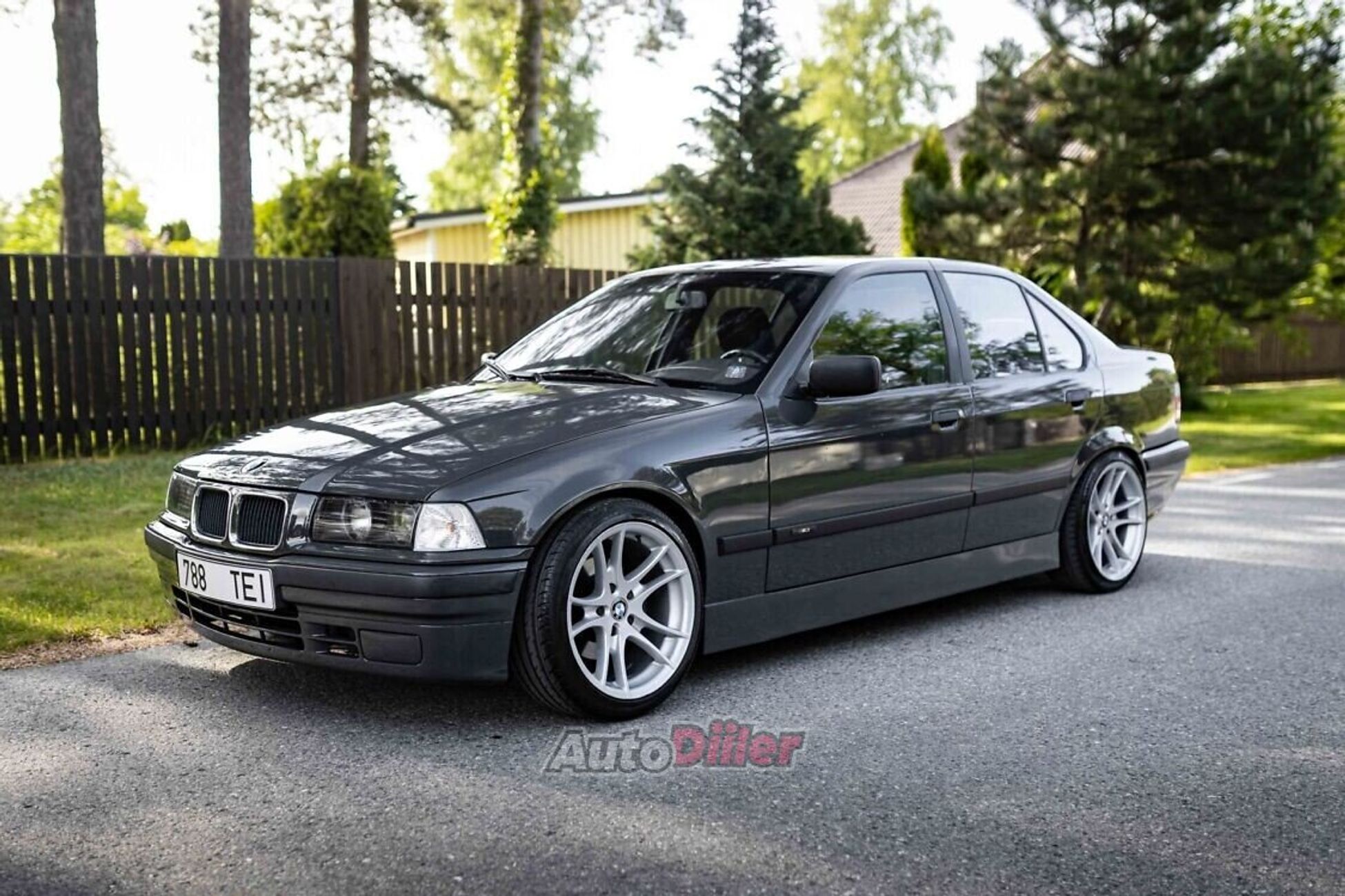 BMW 318 1,8 turbo 1.8 173kW 1990, kuva 4/10