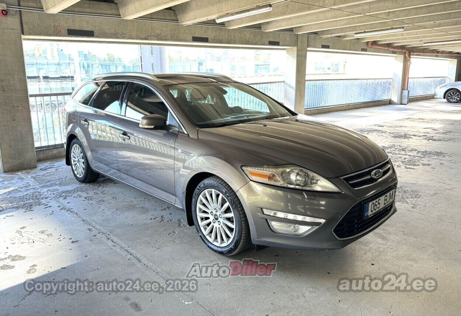 Ford Mondeo Titanium 2.0 103kW 2013, kuva 3/9