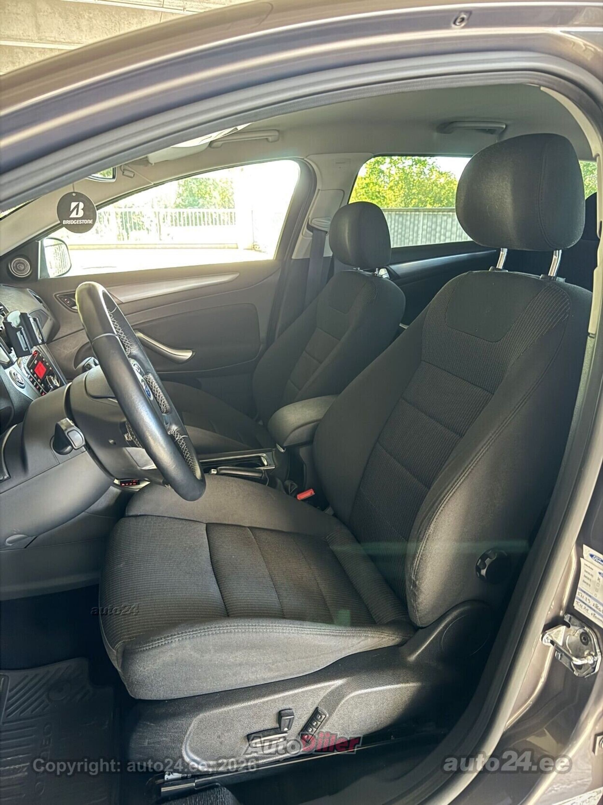 Ford Mondeo Titanium 2.0 103kW 2013, kuva 6/9
