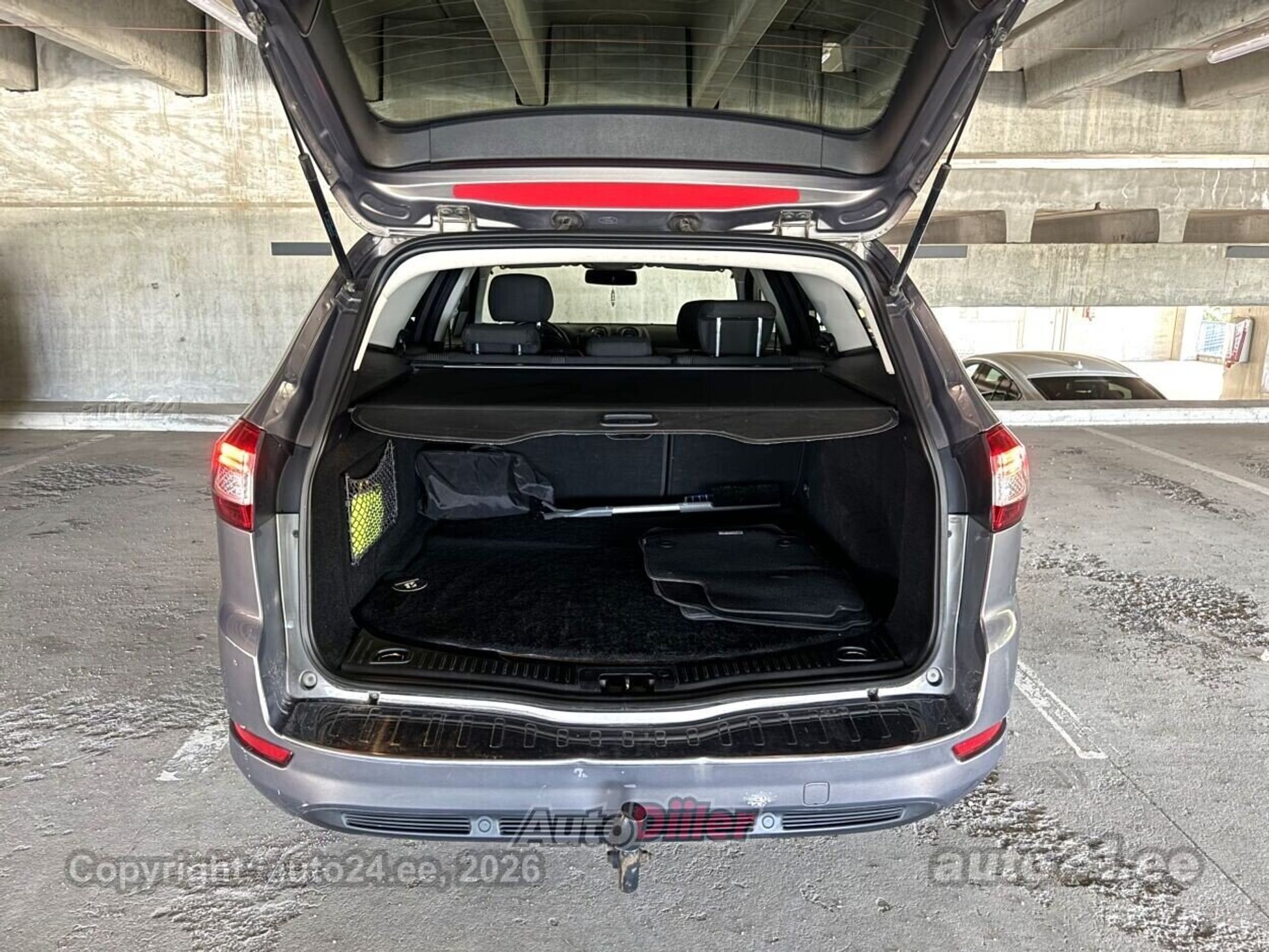 Ford Mondeo Titanium 2.0 103kW 2013, kuva 5/9