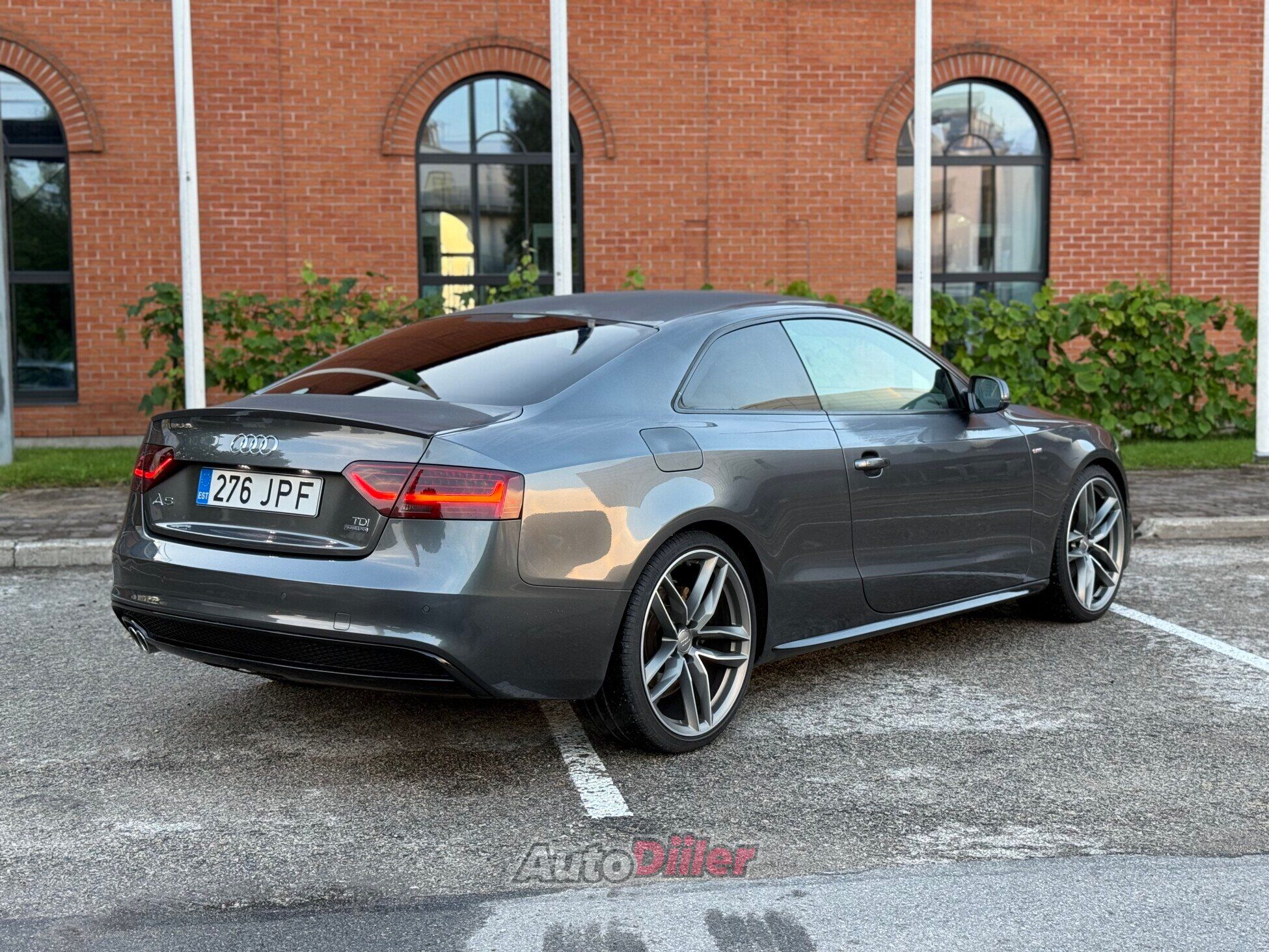 Audi A5 S-line 2.0 140kW 2016, photo 5/10