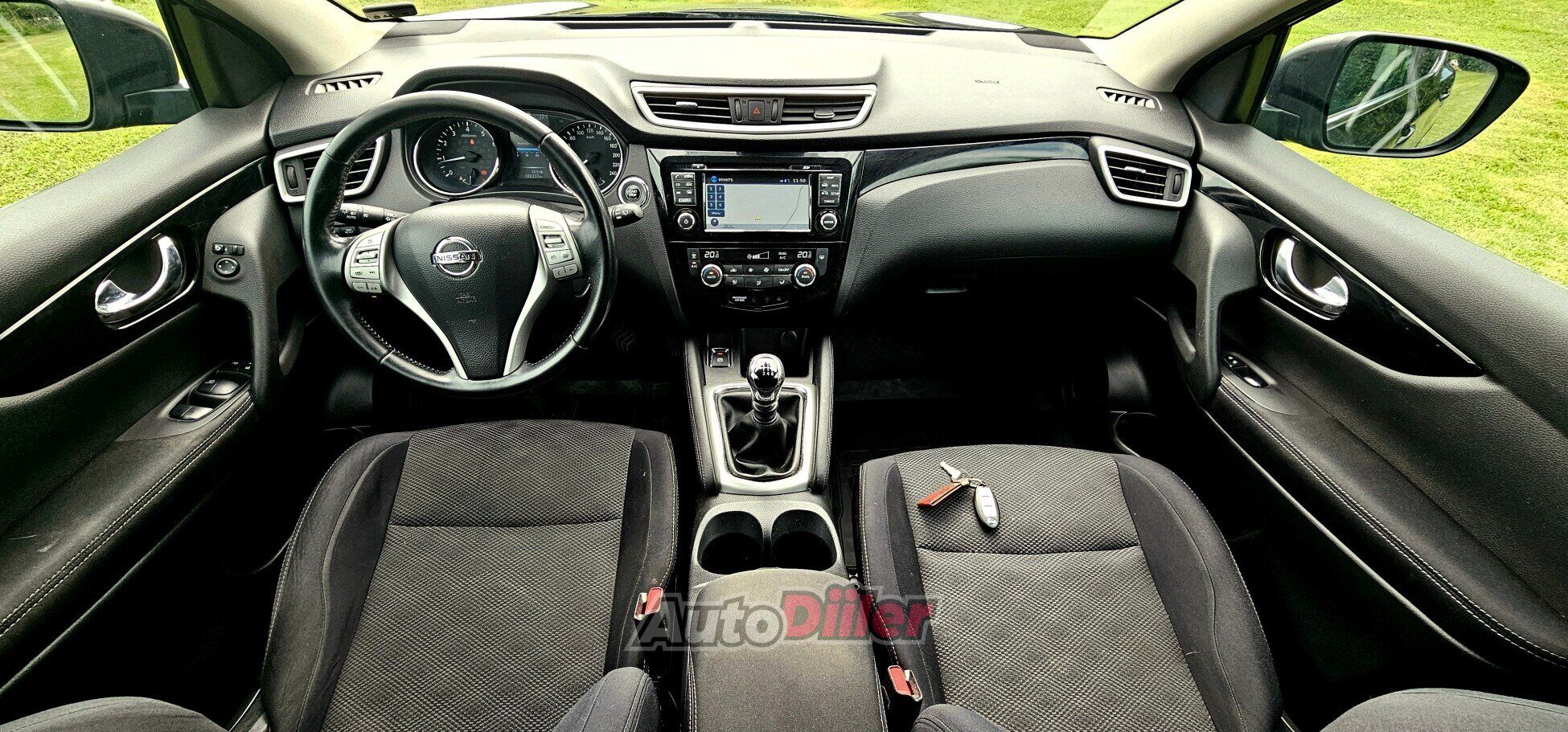 Nissan Qashqai 1.2 85kW 2017, kuva 7/8