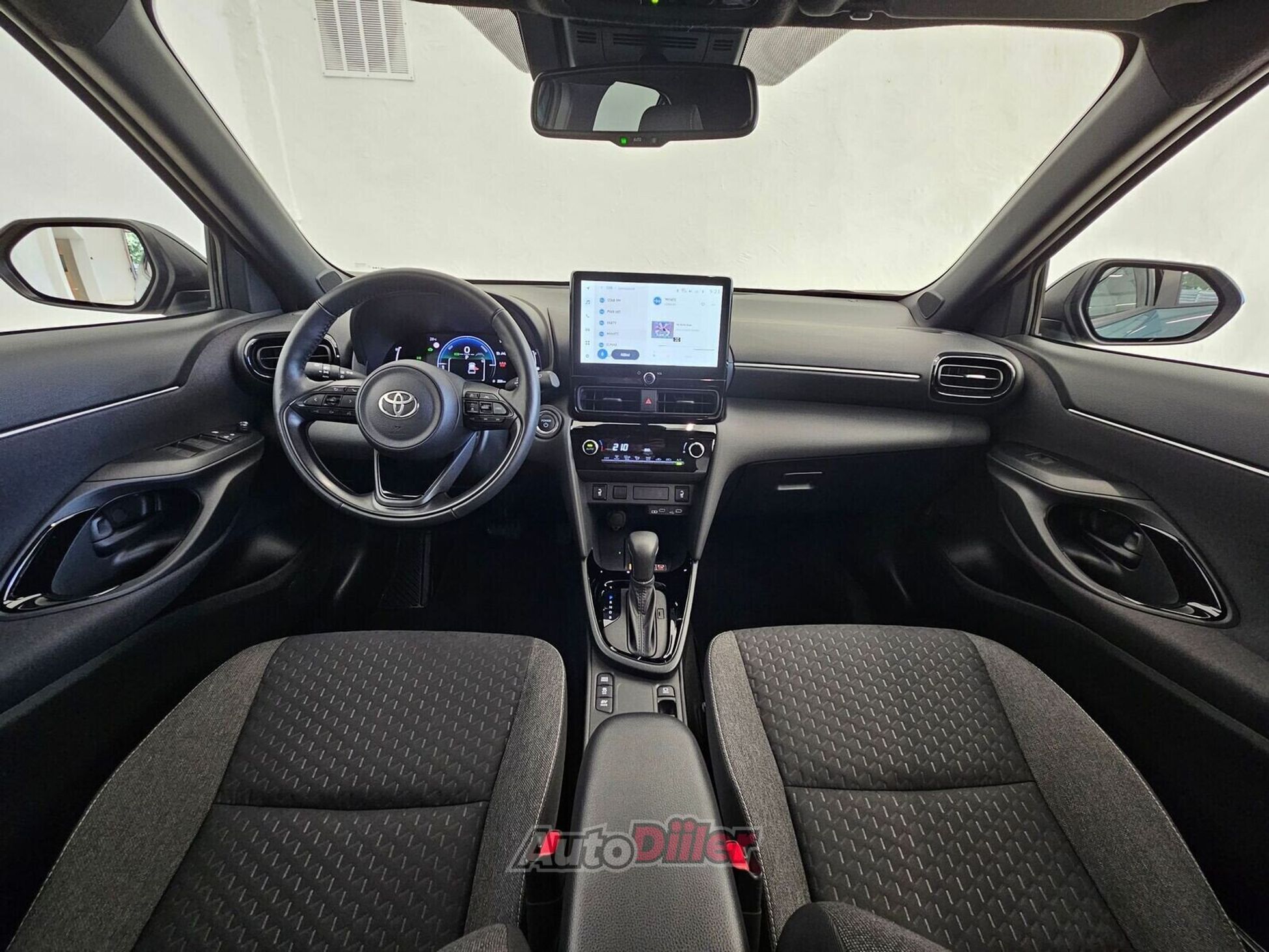 Toyota Yaris Cross 2025, kuva 7/10
