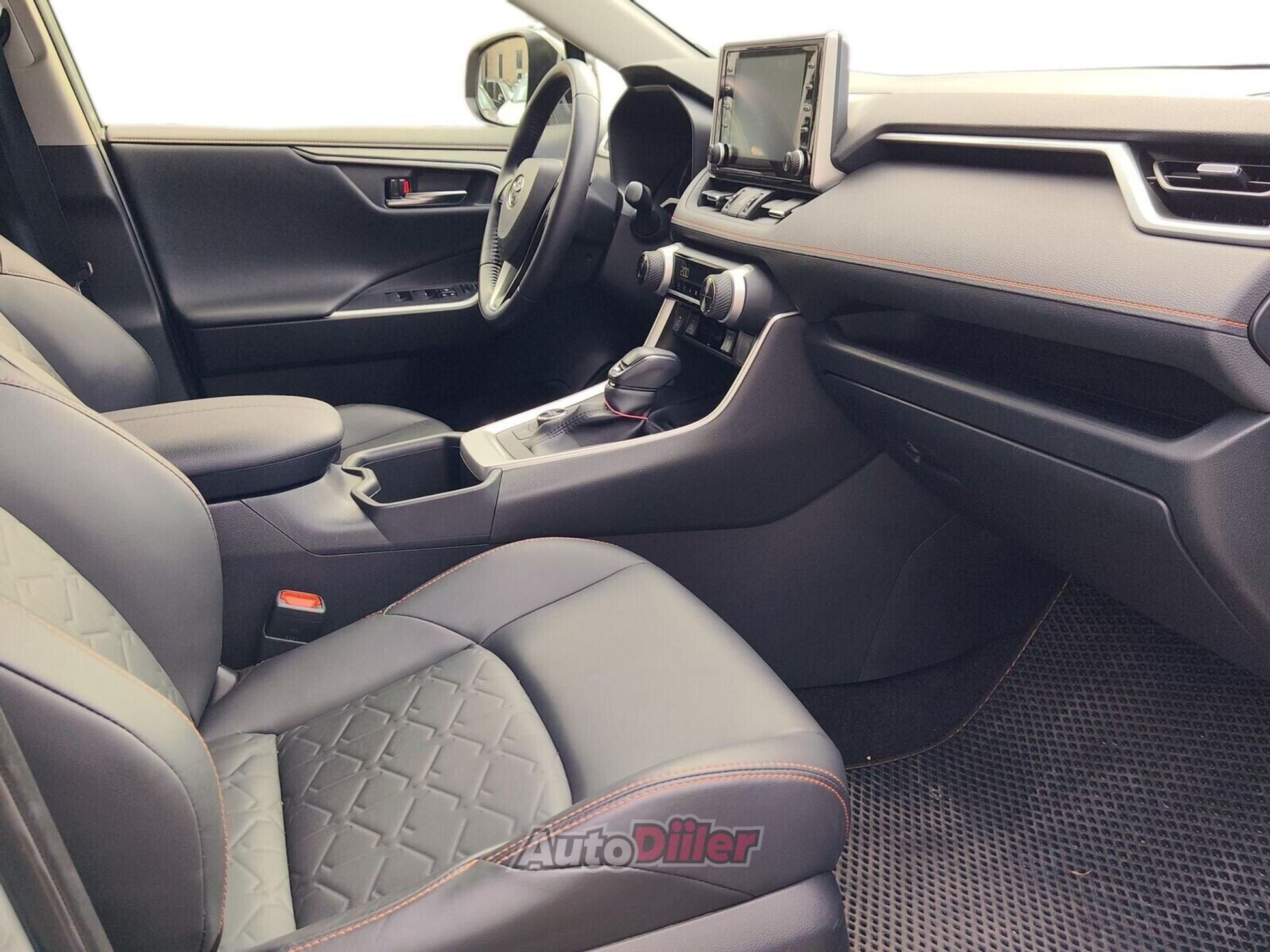 Toyota RAV4 Adventure 2.5 131kW 2022, kuva 6/10