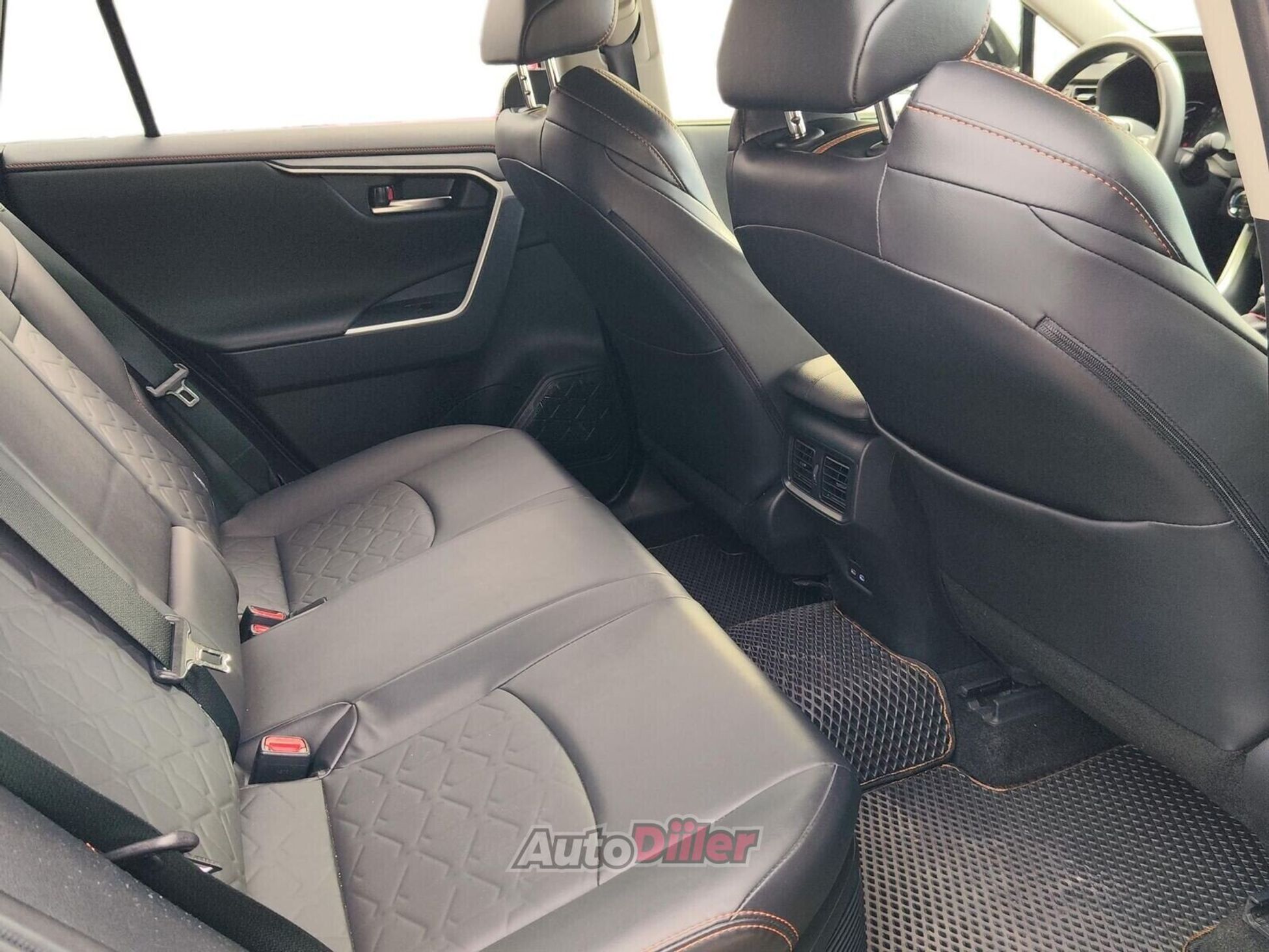 Toyota RAV4 Adventure 2.5 131kW 2022, kuva 7/10