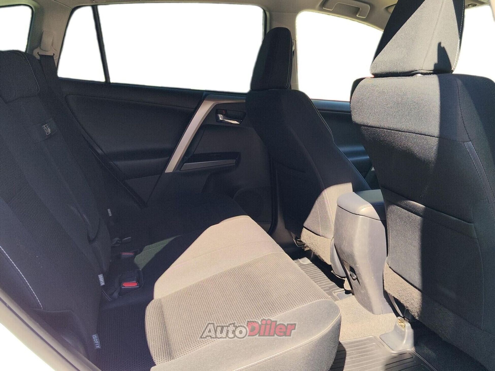 Toyota RAV4 Luxury 2.5 114kW 2017, kuva 7/10