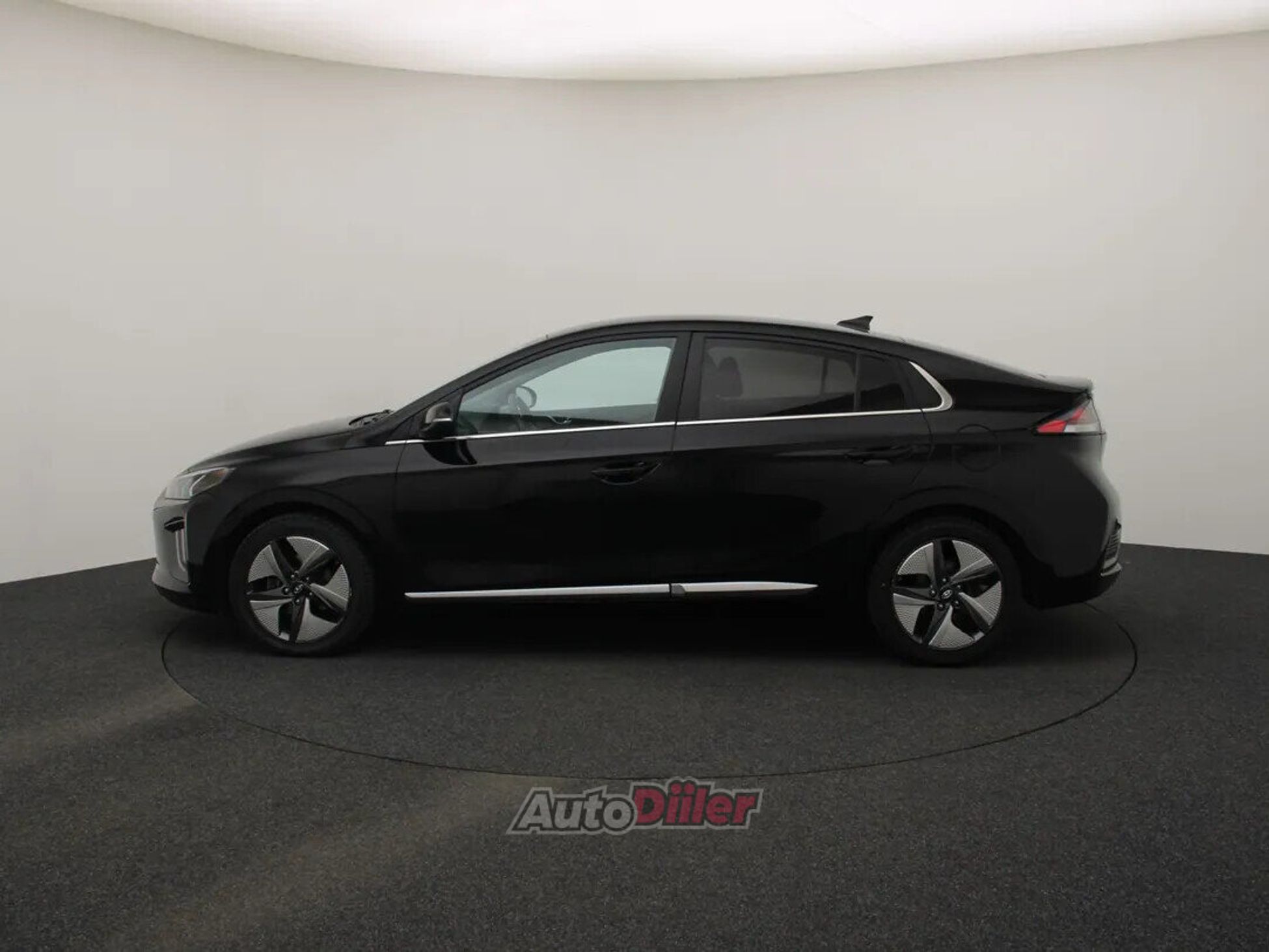 Hyundai Ioniq Feel 1.6 104kW 2022, kuva 6/10