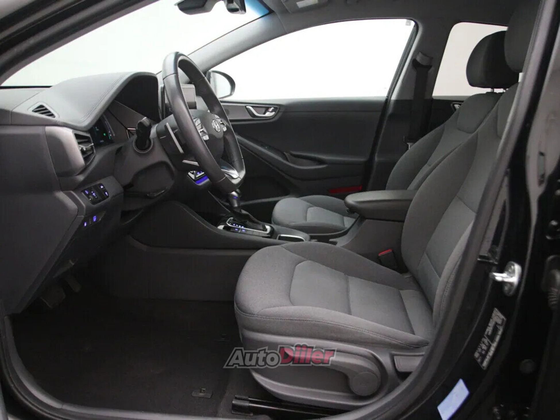 Hyundai Ioniq Feel 1.6 104kW 2022, kuva 4/10