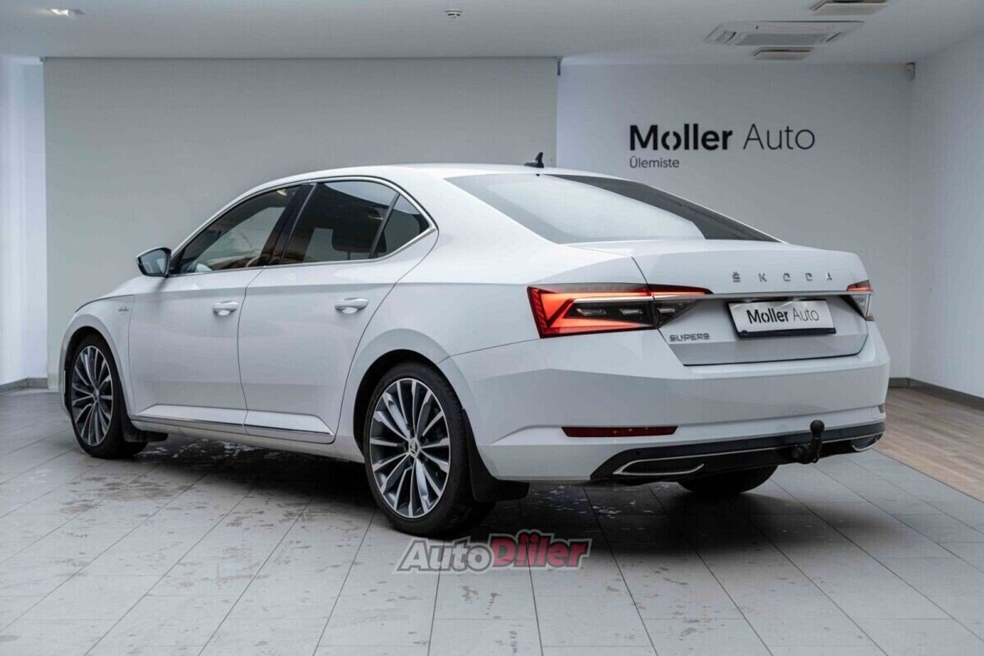 Skoda Superb 2.0 110kW 2019, kuva 4/10