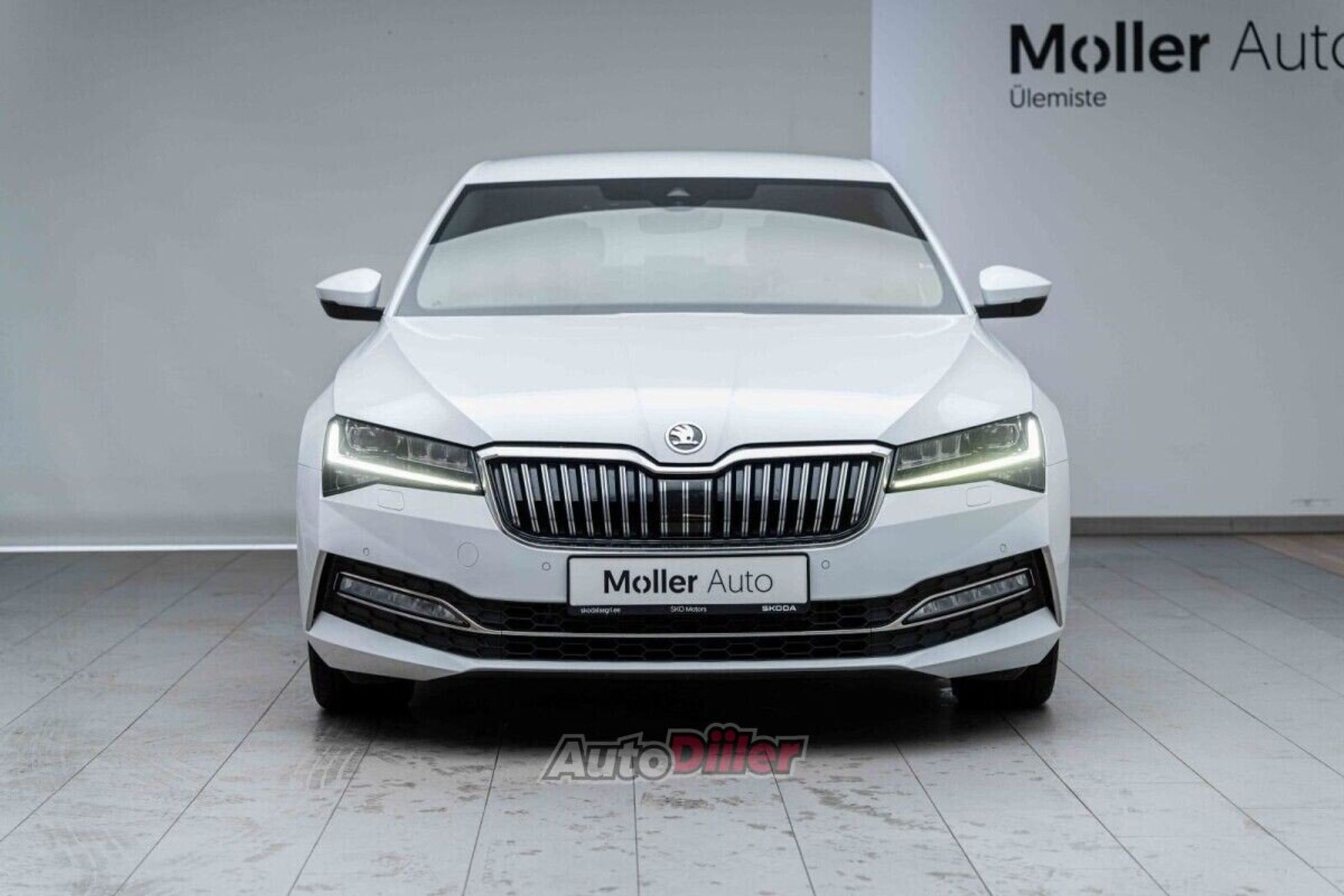 Skoda Superb 2.0 110kW 2019, kuva 3/10