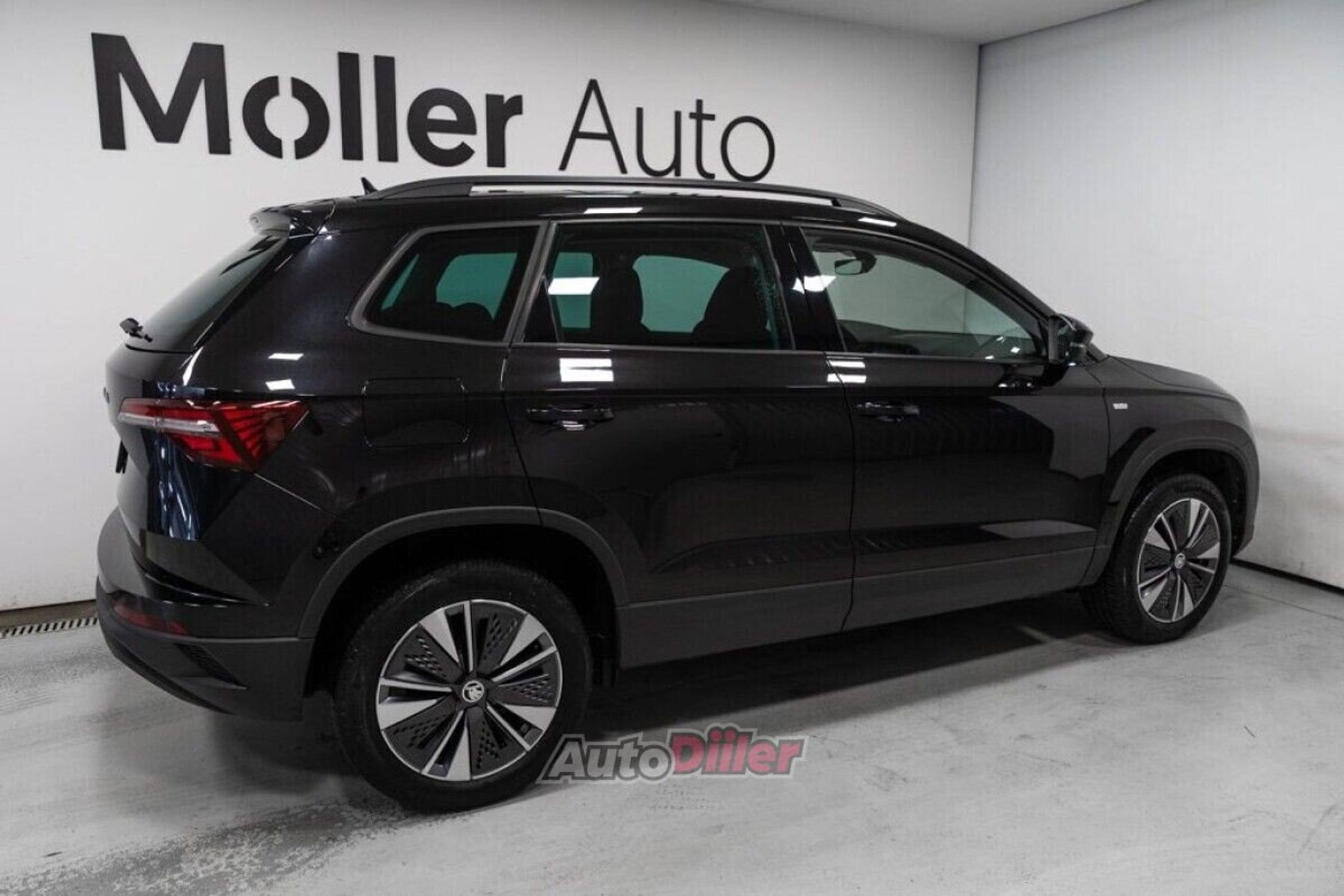 Skoda Karoq 1.5 110kW 2023, kuva 4/10