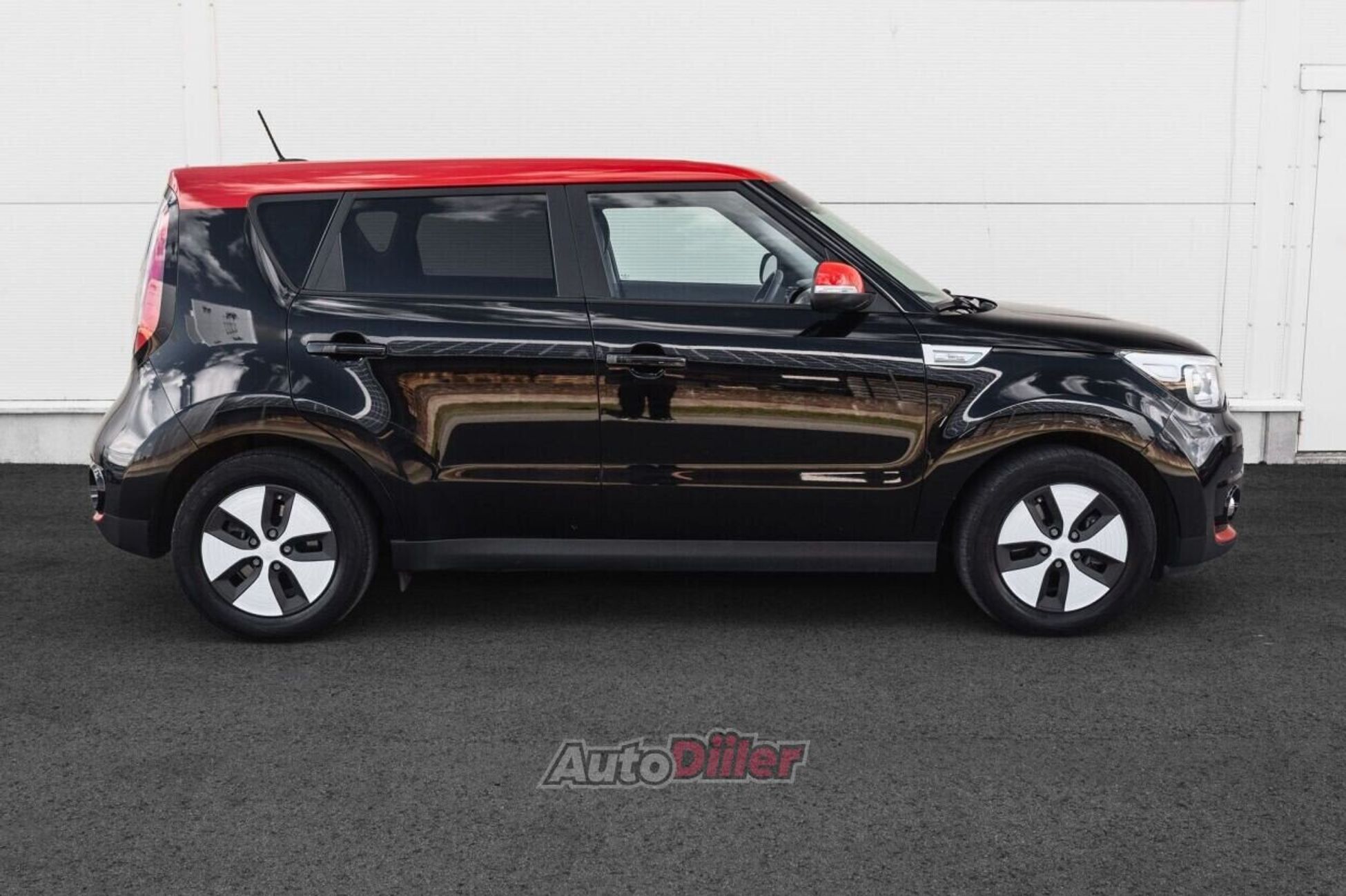 Kia Soul EV Ultimate Facelift 81kW 2017, kuva 4/10