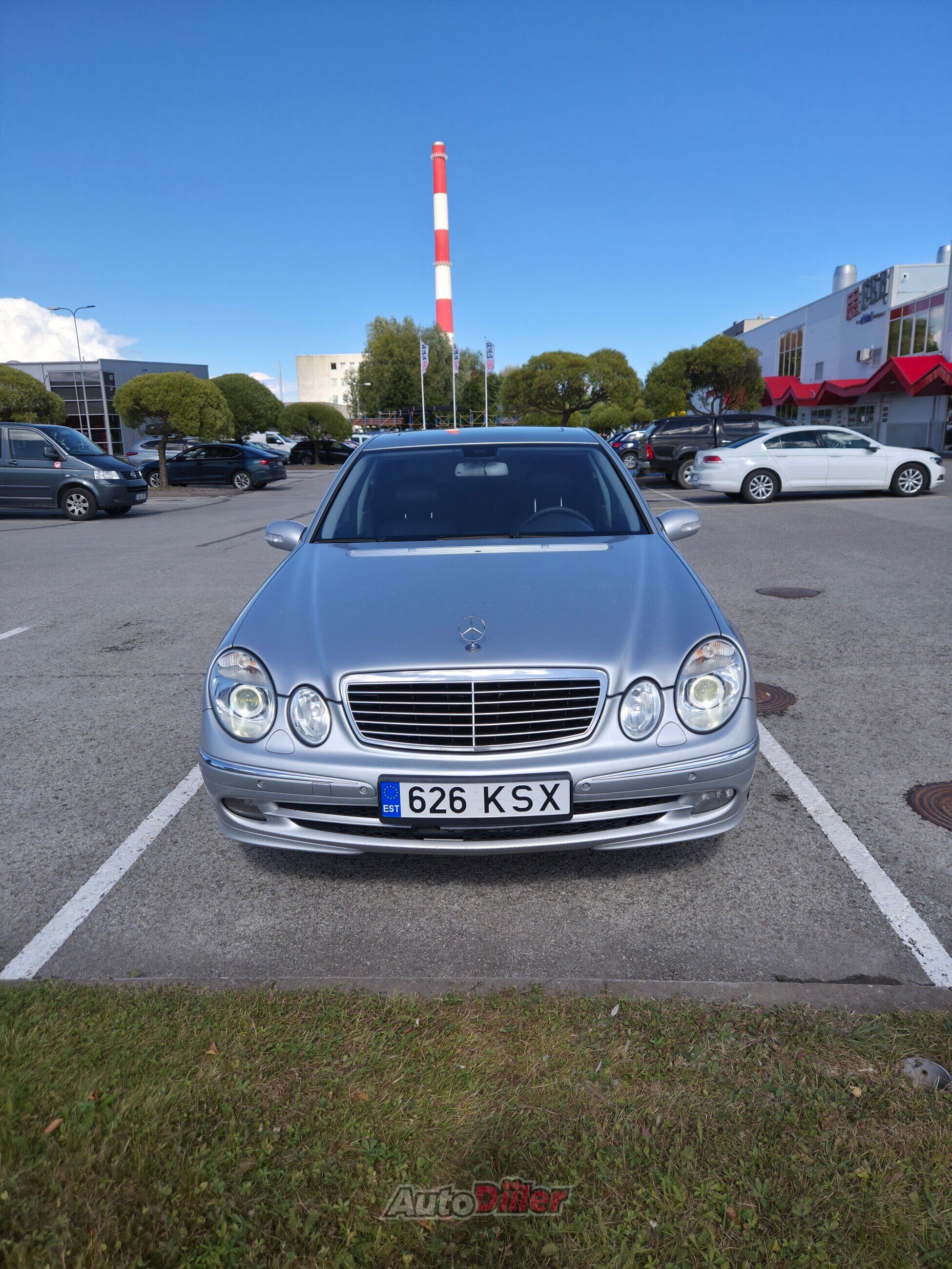 Mercedes-Benz E 320 2005, kuva 2/10