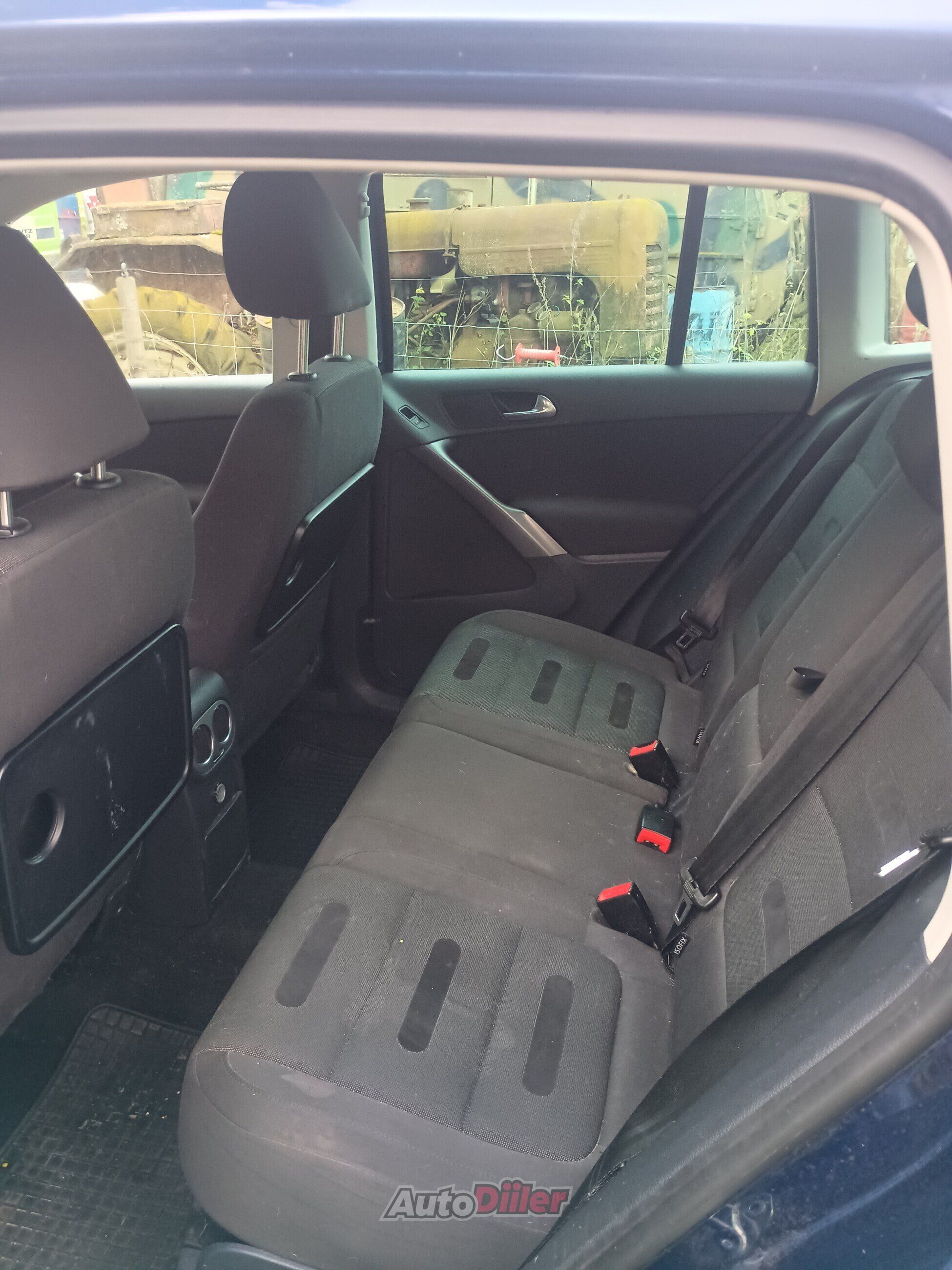 Volkswagen Tiguan 2009, kuva 2/5