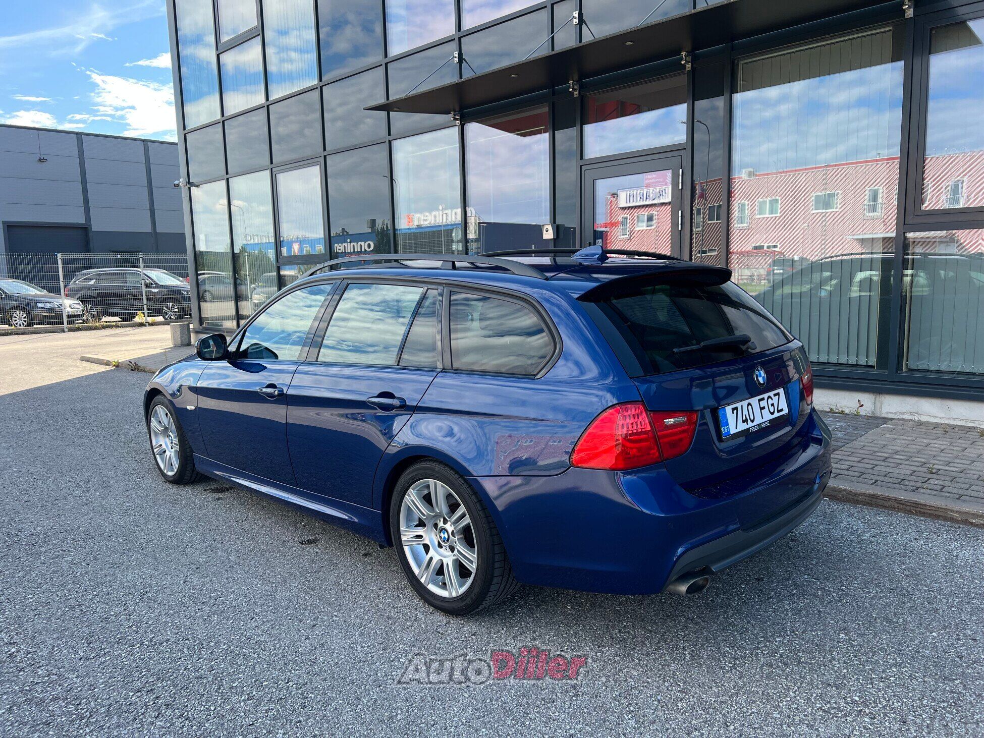 BMW 320 M-Pakett 2.0 130kW 2009, kuva 3/6